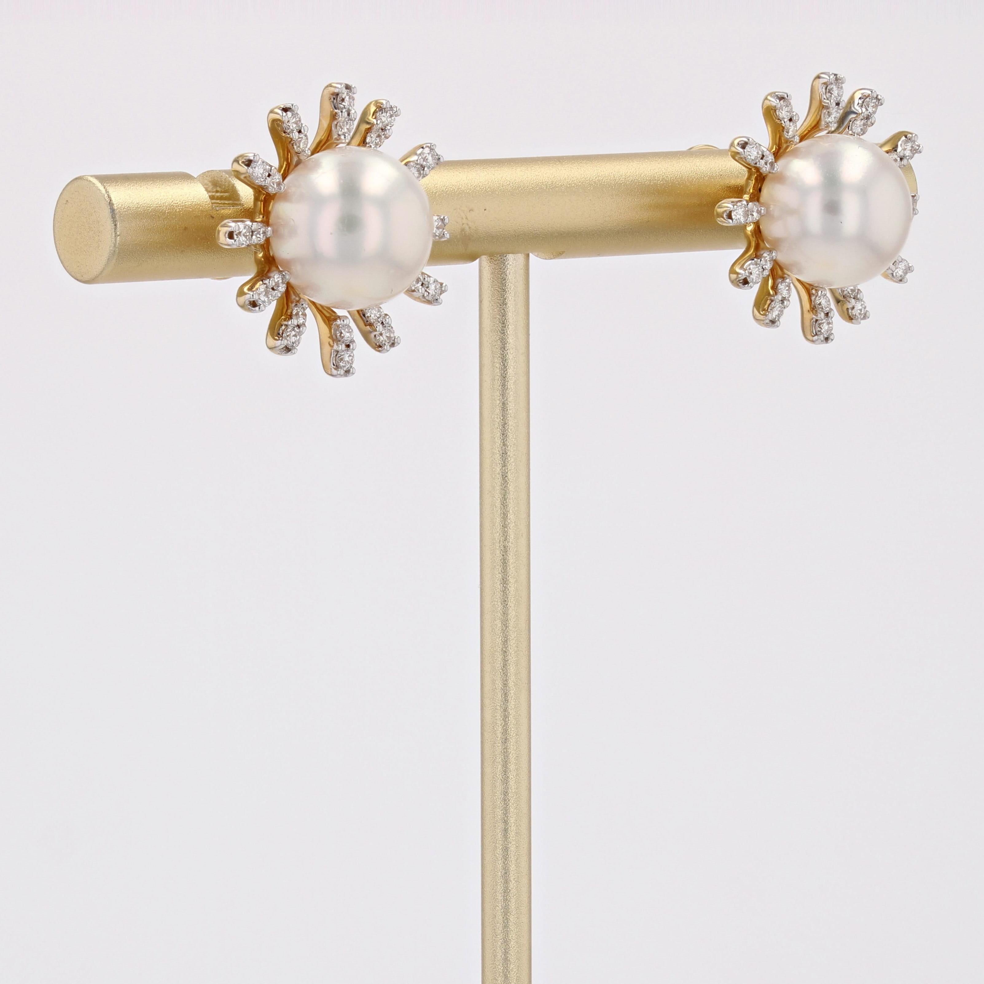 Modern Akoya Cultured Pearl Diamonds 18 Karat Yellow Gold Flake Stud Earrings In New Condition For Sale In Poitiers, FR