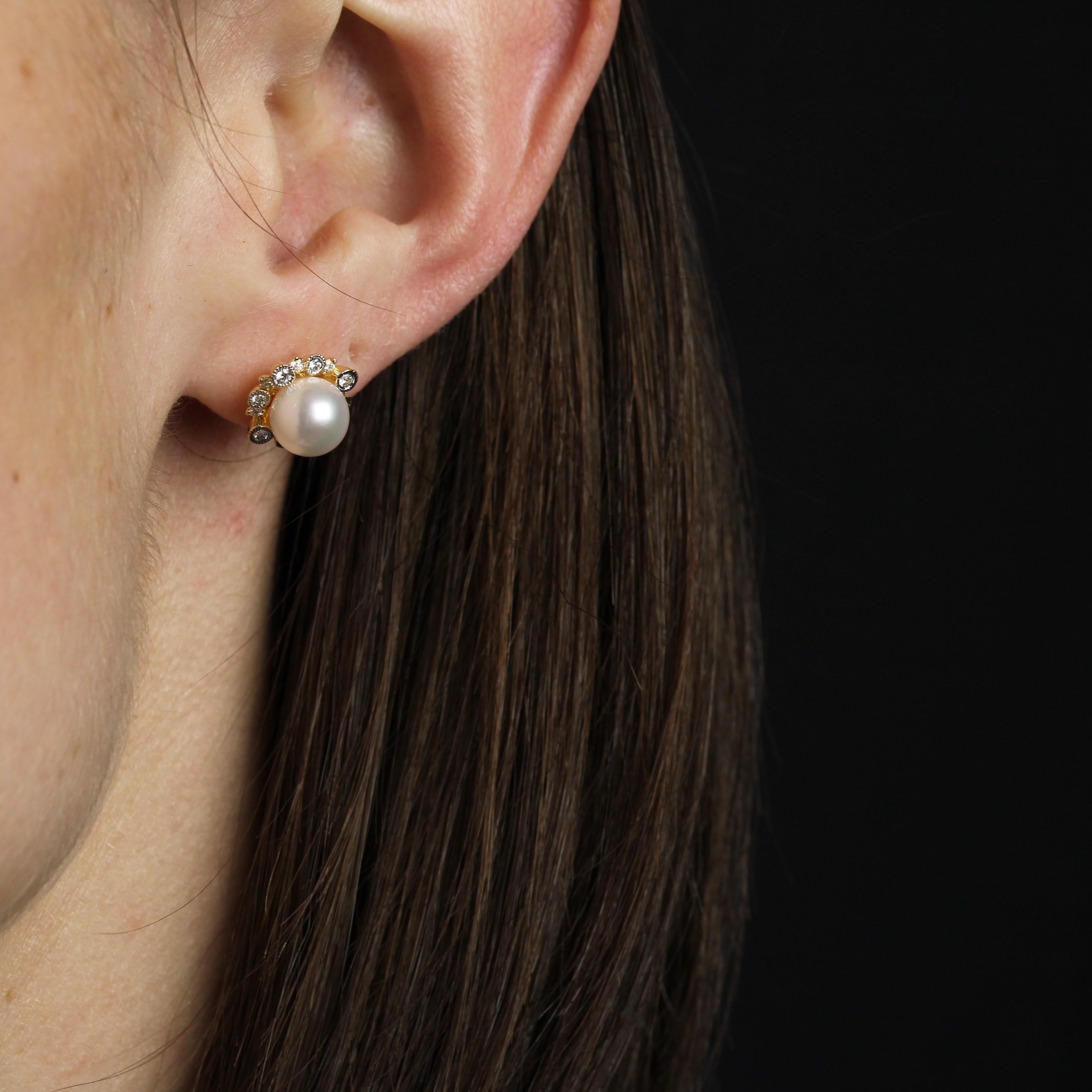 Modern Akoya Cultured Pearl Diamonds 18 Karat Yellow Gold Stud Earrings For Sale 2