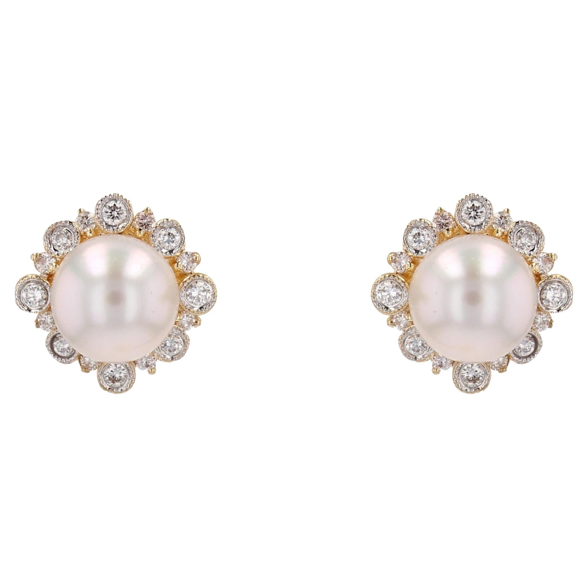 Modern Akoya Cultured Pearl Diamonds 18 Karat Yellow Gold Stud Earrings For Sale