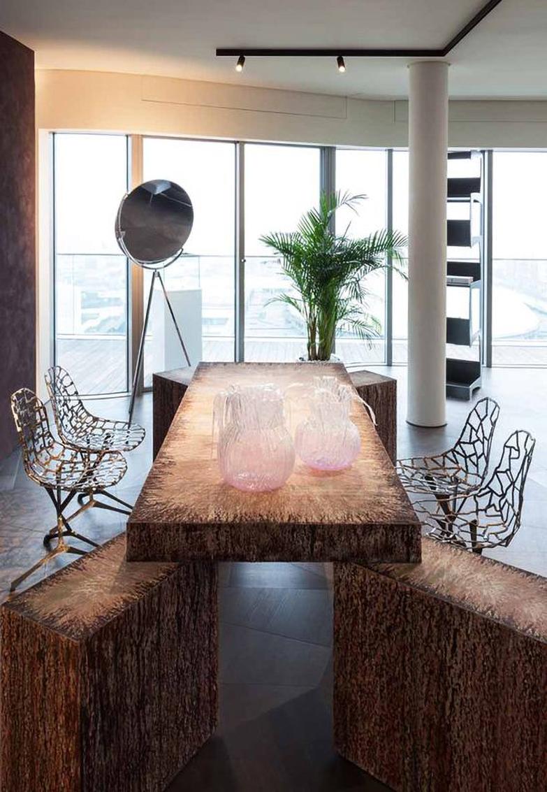 Table de salle à manger moderne Alessandro Ciffo pour Dilmos effet bois siliconé pour l'extérieur Excellent état - En vente à Milan, IT