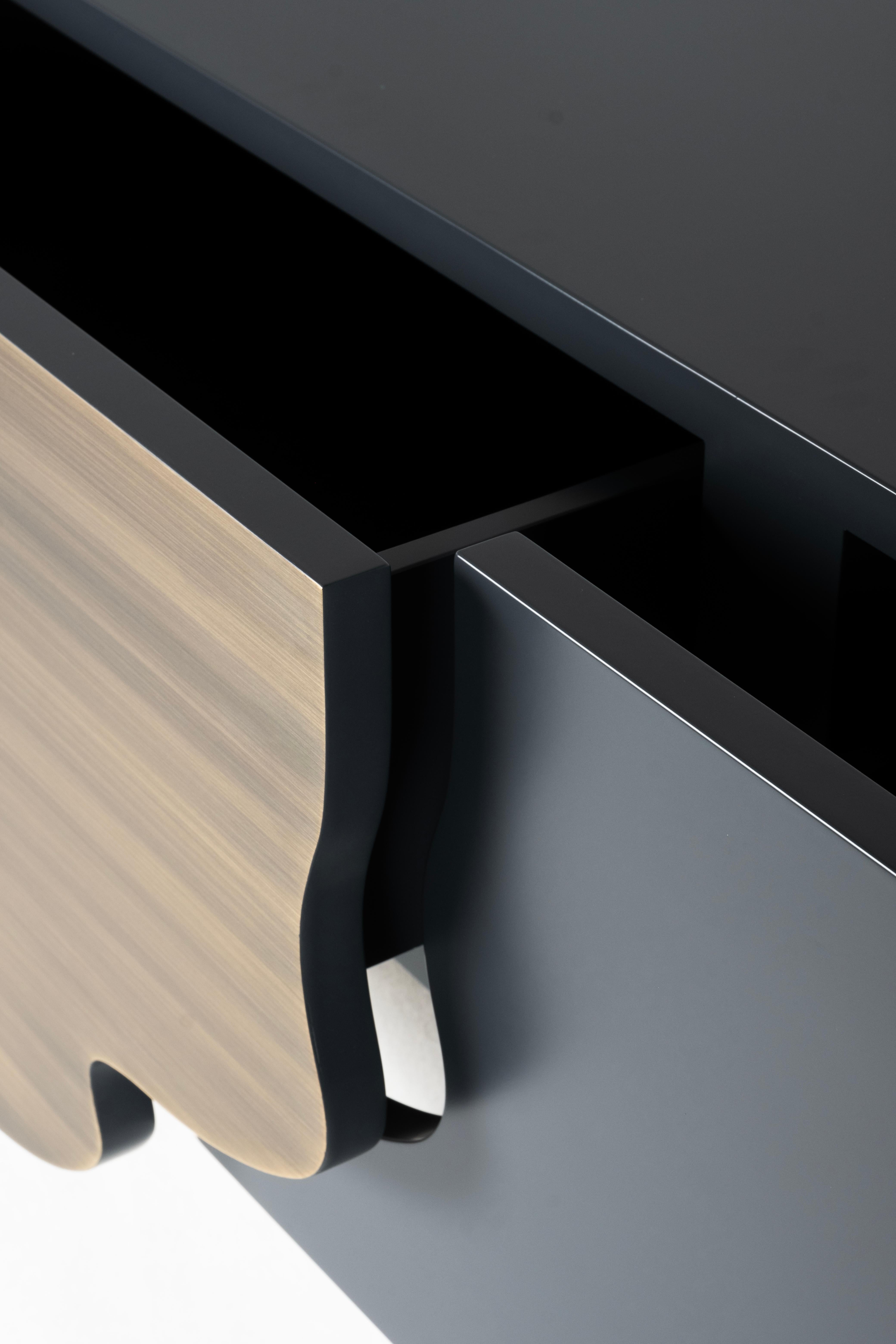 Modern Alma Console Table, Brass, Handmade in Portugal by Greenapple For Sale 6