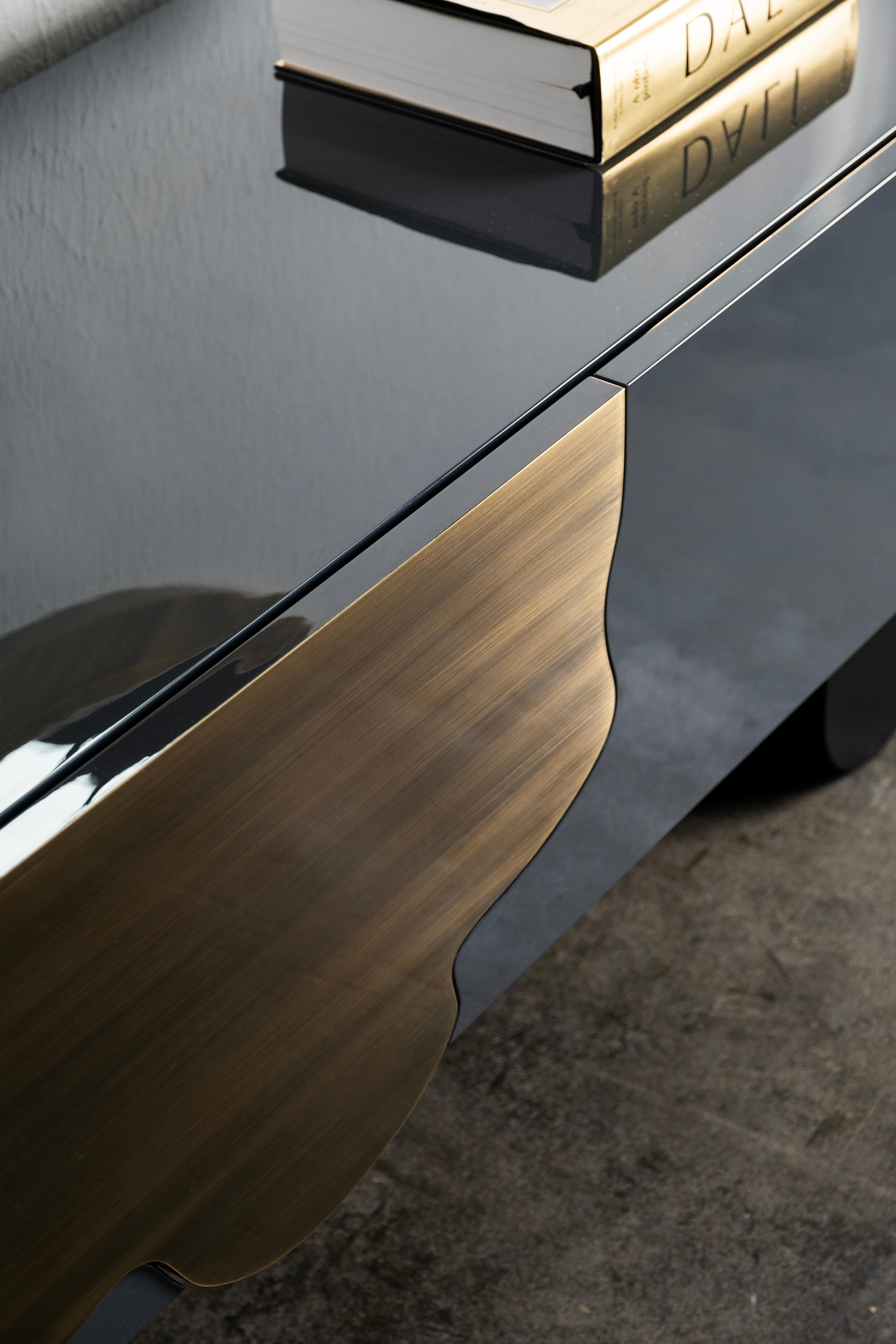 Modern Alma Console Table, Brass, Handmade in Portugal by Greenapple For Sale 13