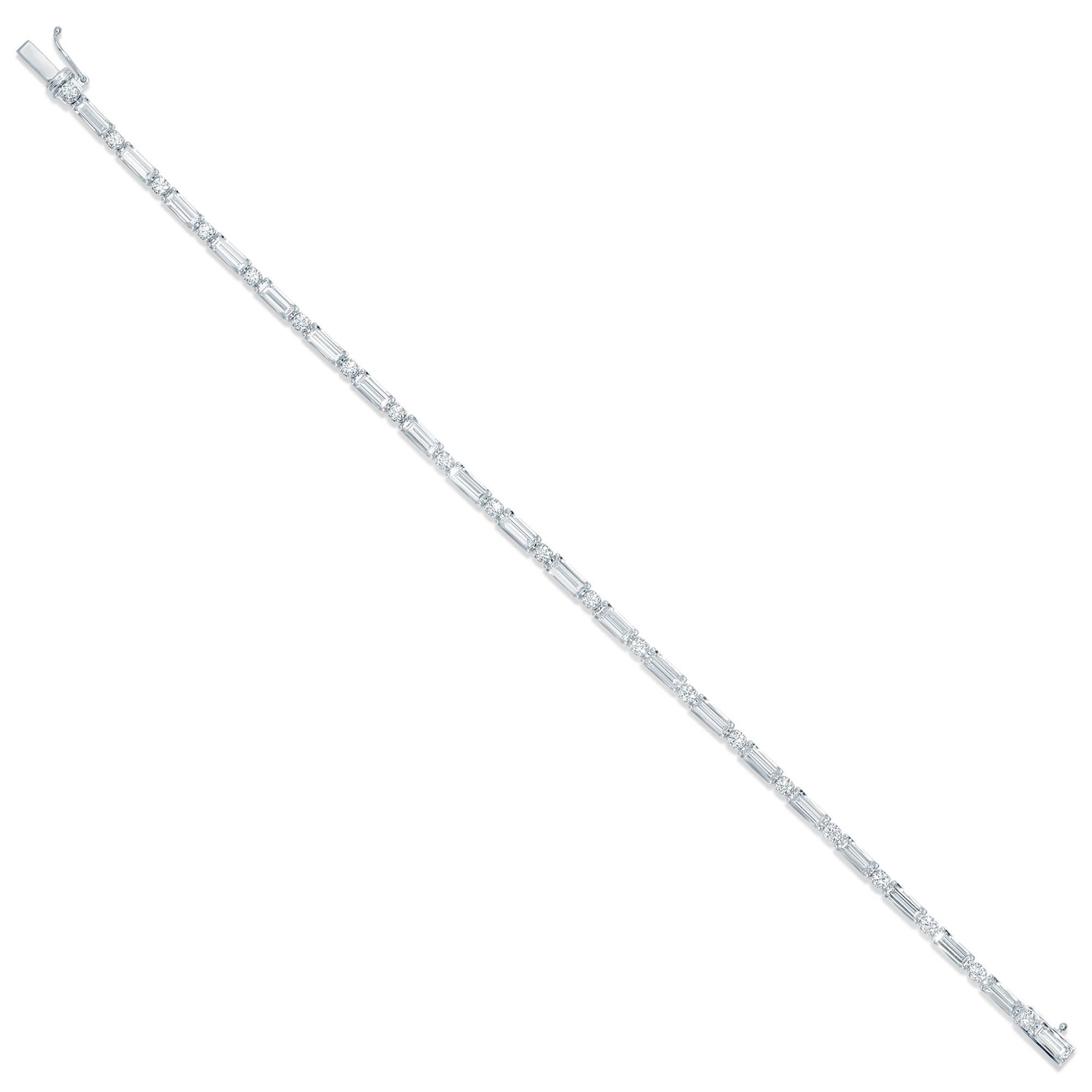 Modern Alternating Diamond Tennis Bracelet 2.9 Carats Total 18K White Gold In Excellent Condition For Sale In Aliso Viejo, CA