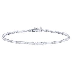 Bracelet tennis moderne alternant diamants 2,9 carats au total en or blanc 18 carats