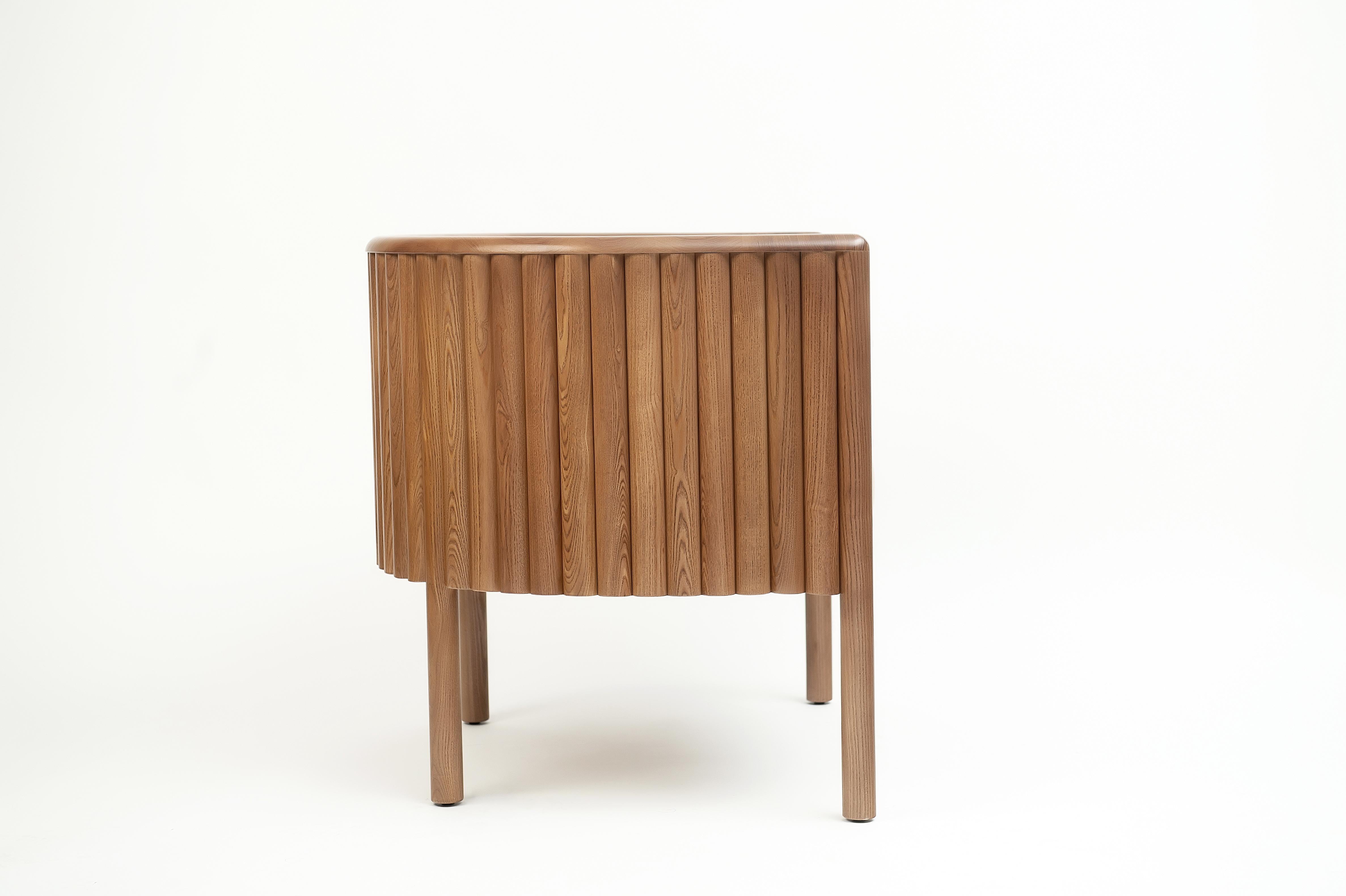 Modern Alton Wood Beige Armchair For Sale 10