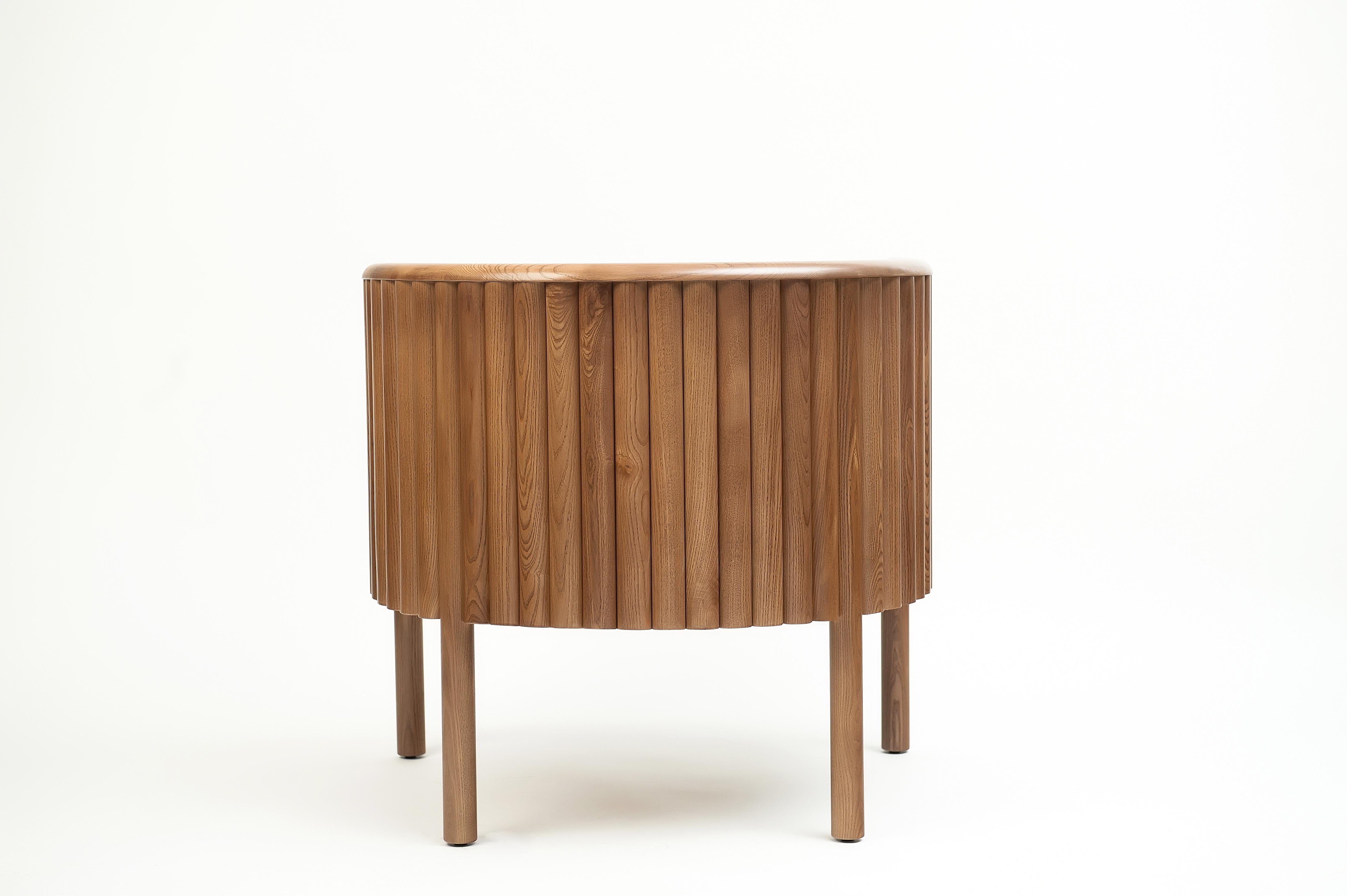 Modern Alton Wood Beige Armchair For Sale 11