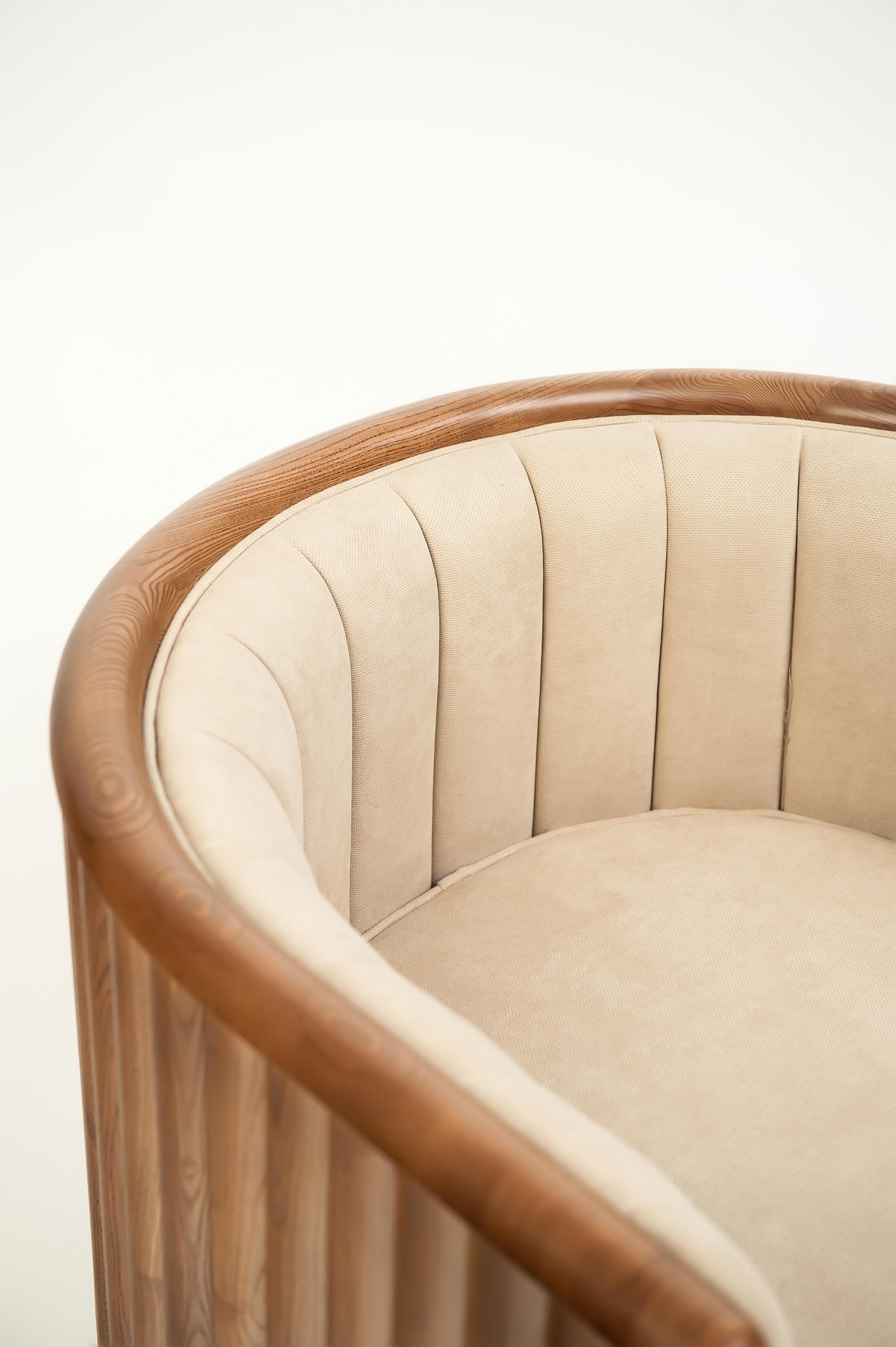 Modern Alton Wood Beige Armchair For Sale 12