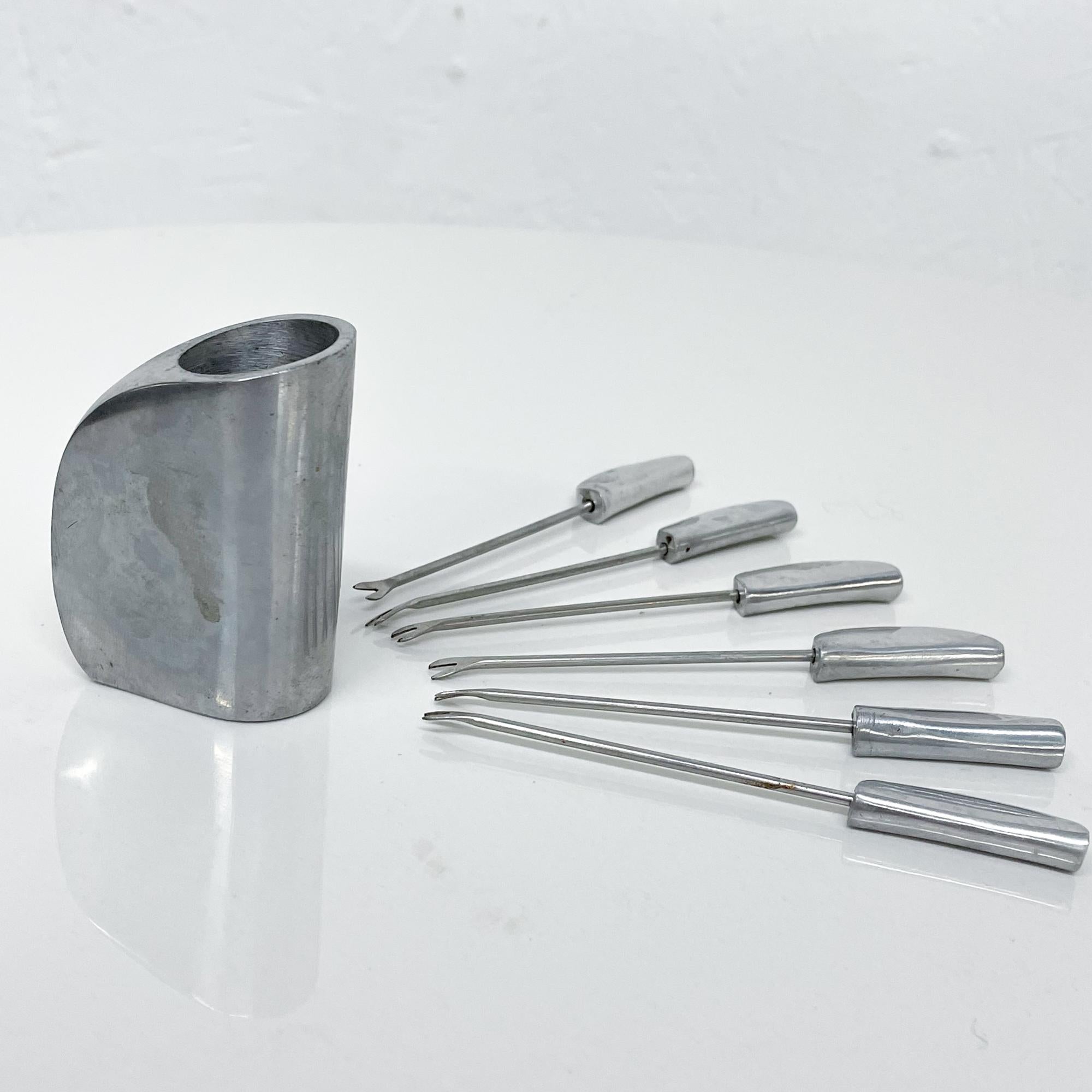 Modern Aluminum Appetizer Cutlery Flatware Forks Pick Sticks and Holder For Sale 2