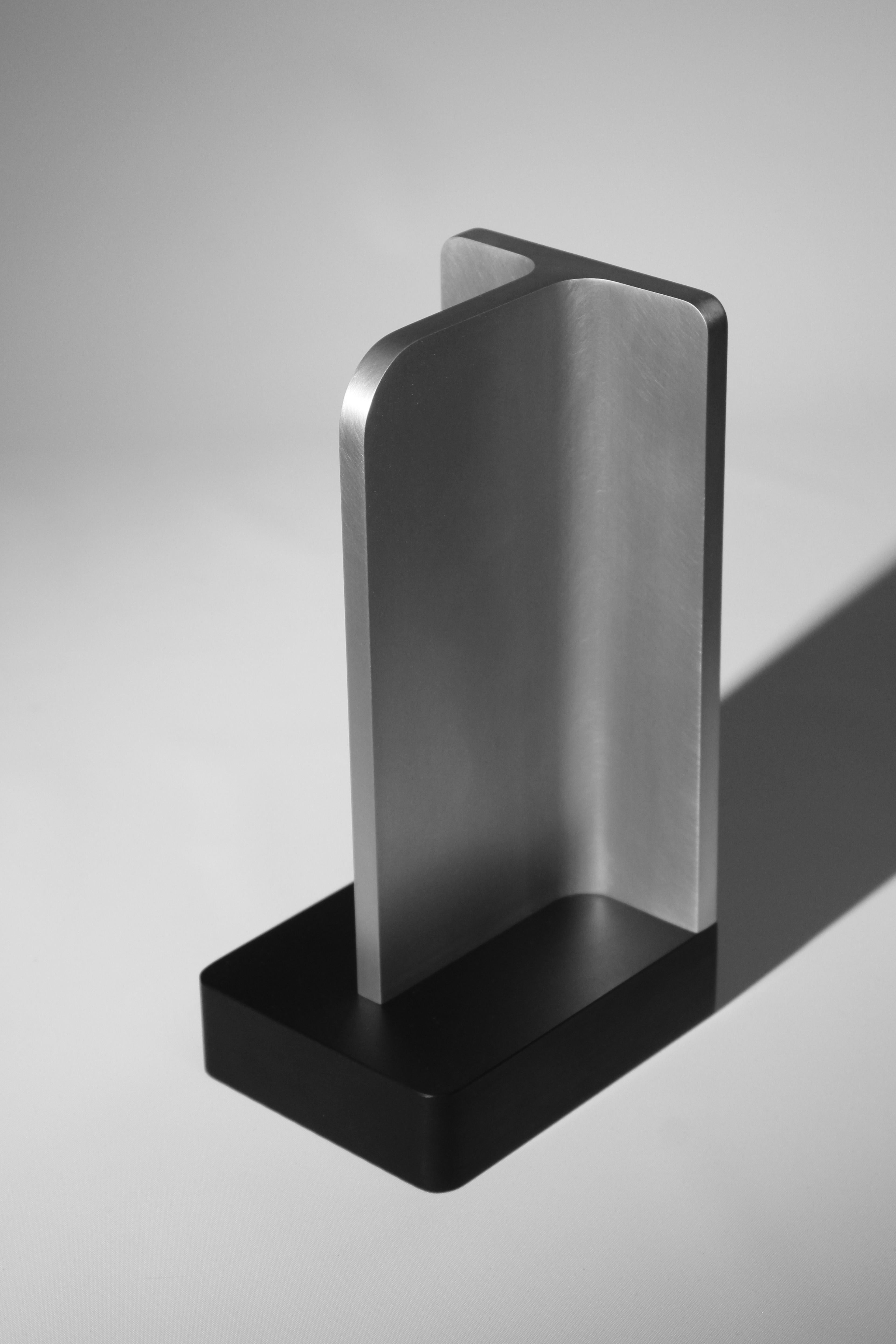 Aluminium Serre-livres sculpturaux en aluminium modernes en vente