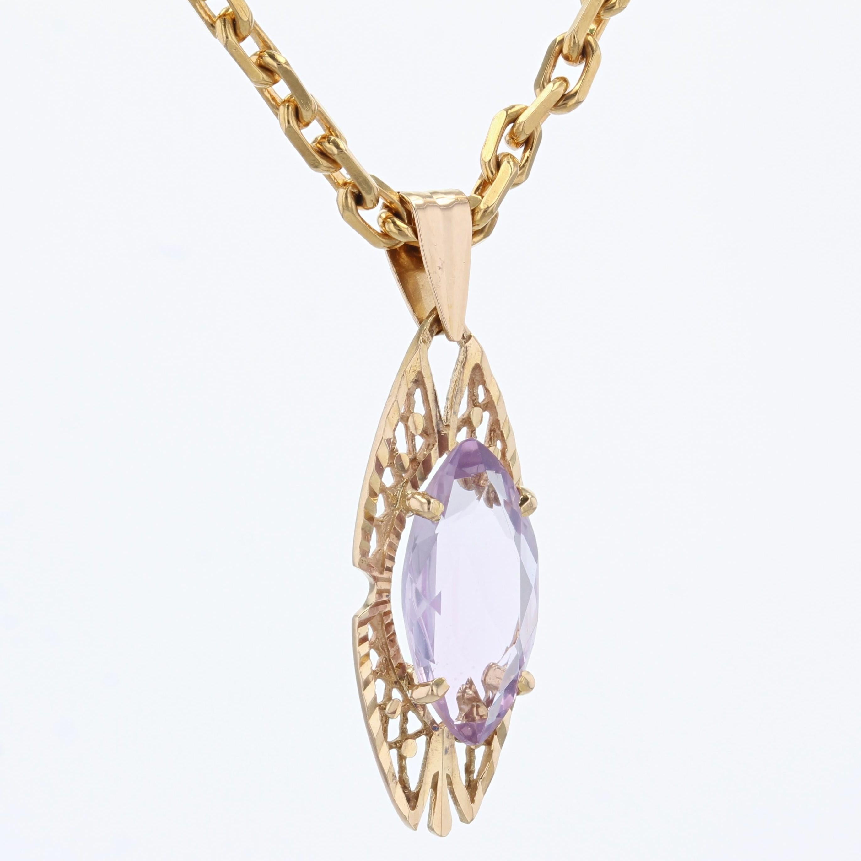 Modern Amethyst 18 Karat Yellow Gold Openwork Pendant In Good Condition For Sale In Poitiers, FR