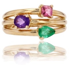 Modern Amethyst Emerald Tourmaline 18 Karat Yellow Gold Ring