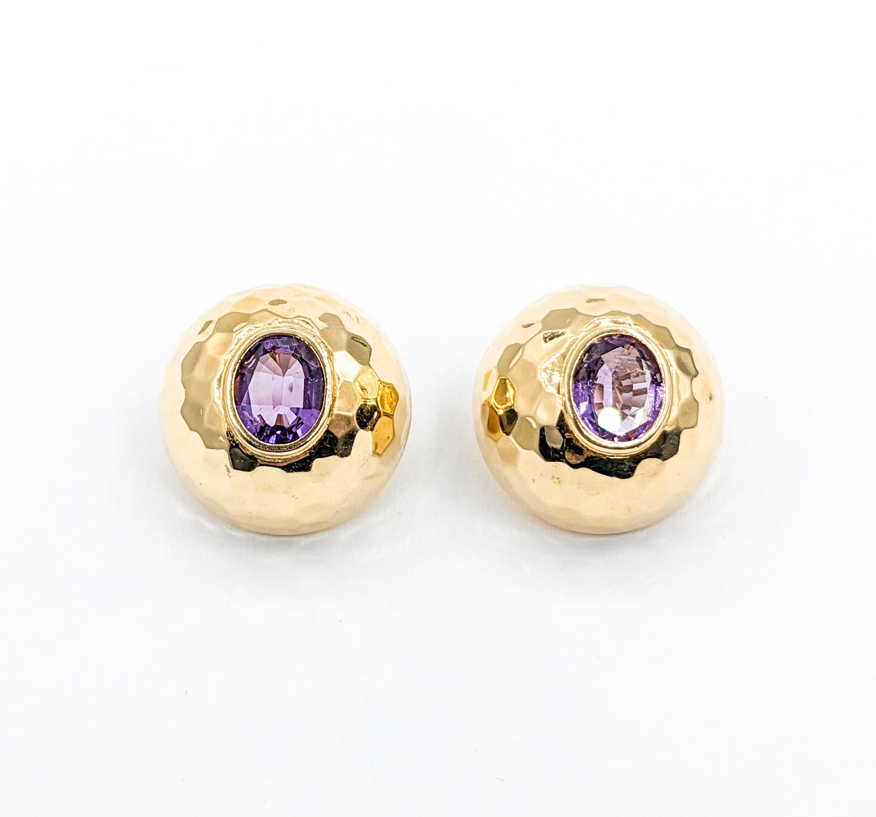 Modern Amethyst Hammered Clip On Earrings in 14K Gold For Sale 4