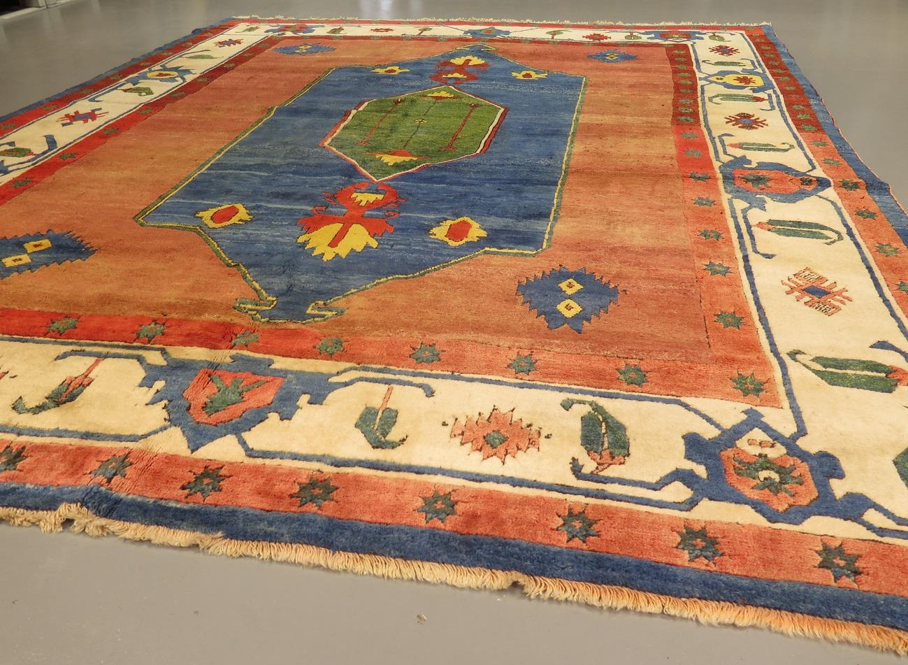 Turkish Modern Anatolian Carpet of Serapi Design For Sale