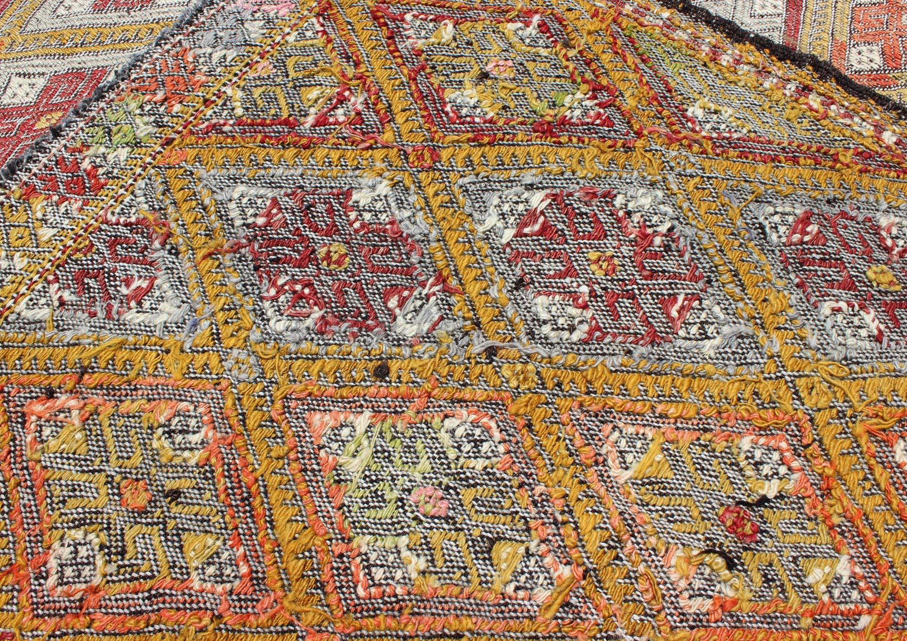 Colorful Vintage Turkish Flat-Weave Embroidered Kilim with Diamond Design For Sale 6