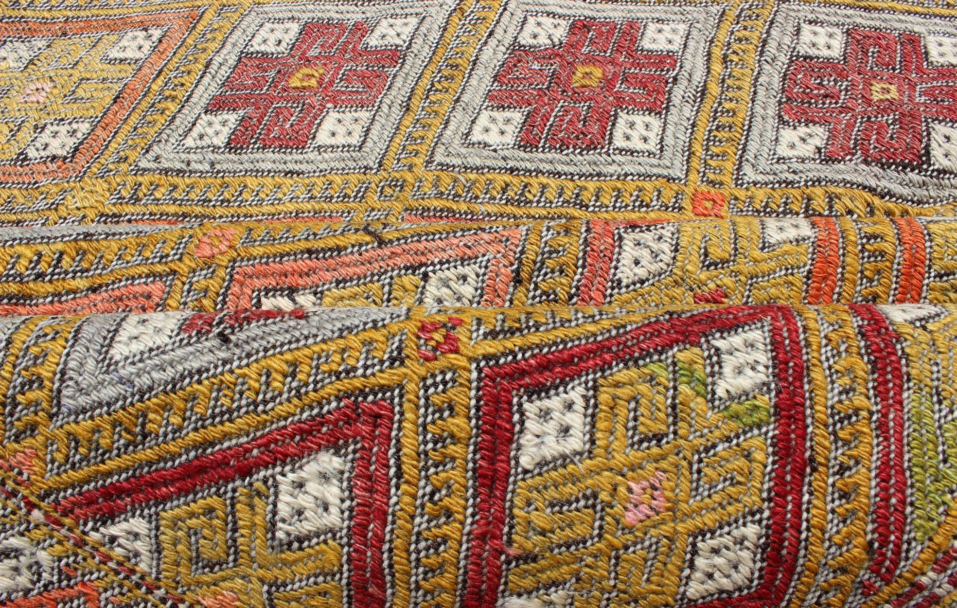 Mid-20th Century Colorful Vintage Turkish Flat-Weave Embroidered Kilim with Diamond Design For Sale
