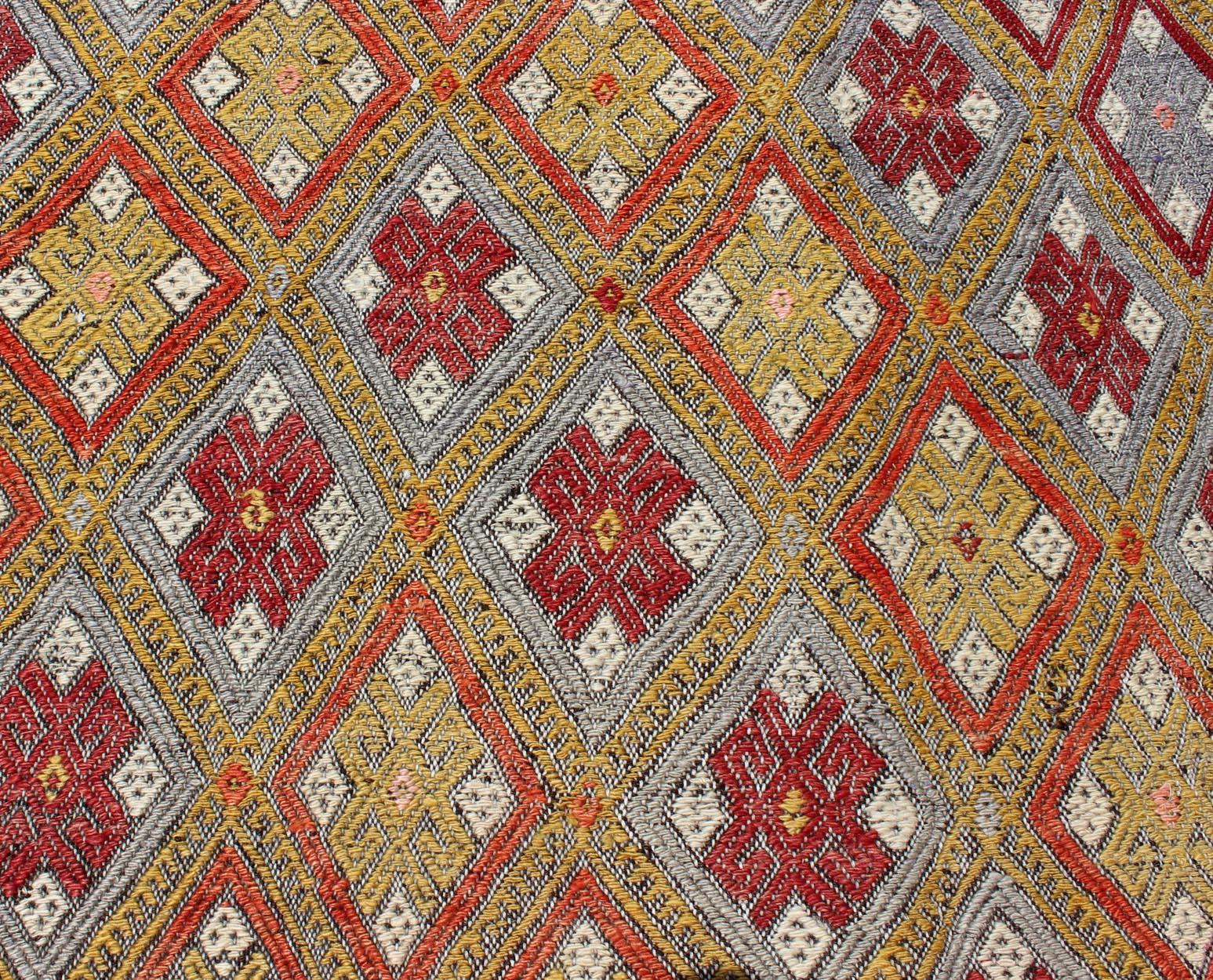 Colorful Vintage Turkish Flat-Weave Embroidered Kilim with Diamond Design For Sale 2