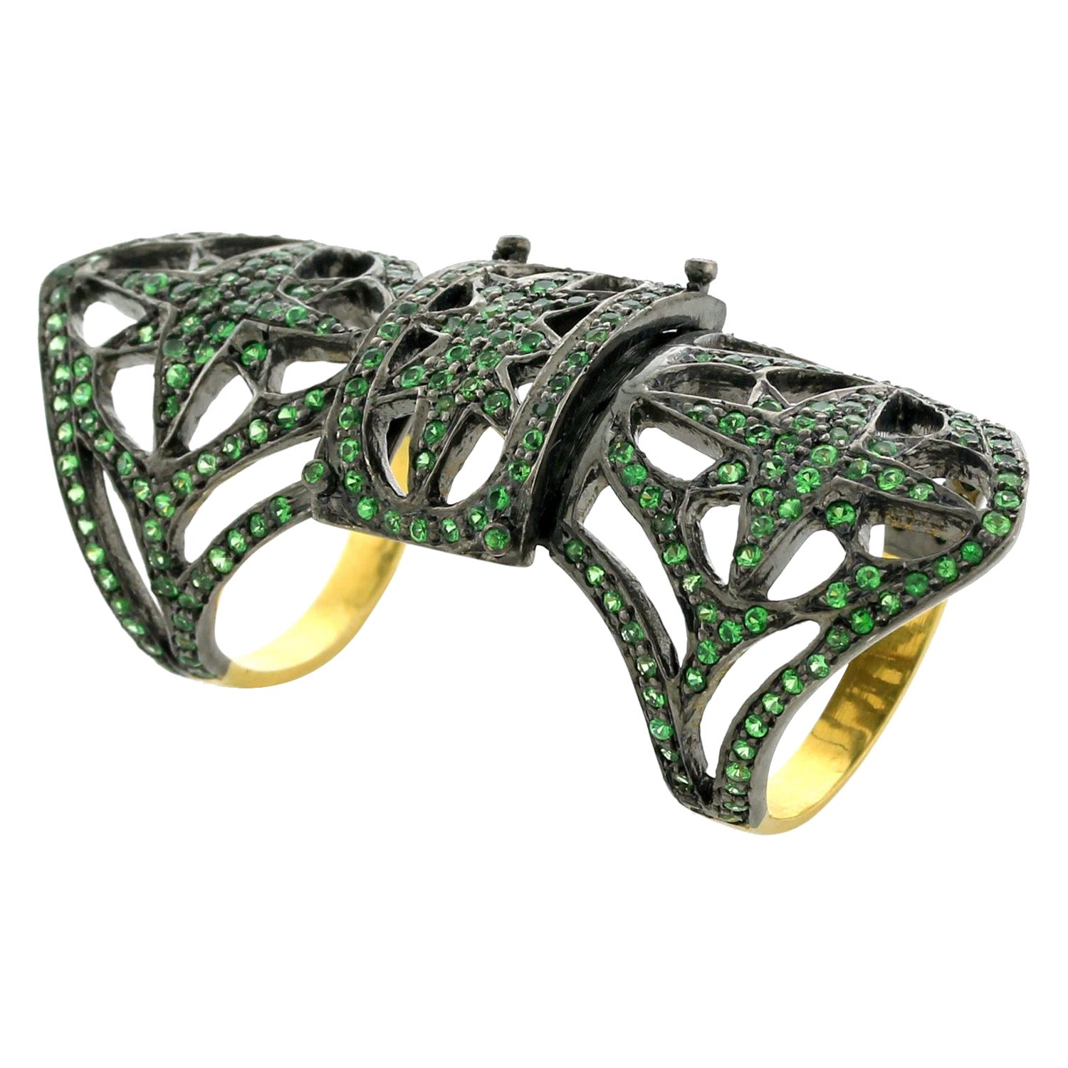 Bague longue moderne et de designer en tsavorite sertie d'argent et d'or 18 carats en vente