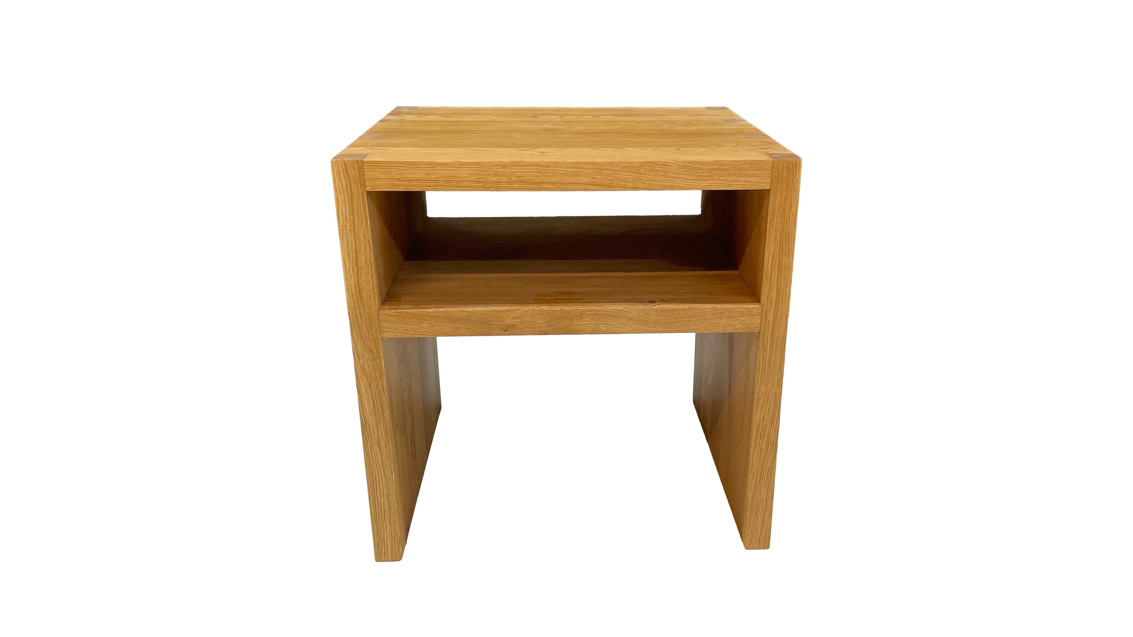 Modern and handmade nightstands For Sale 3