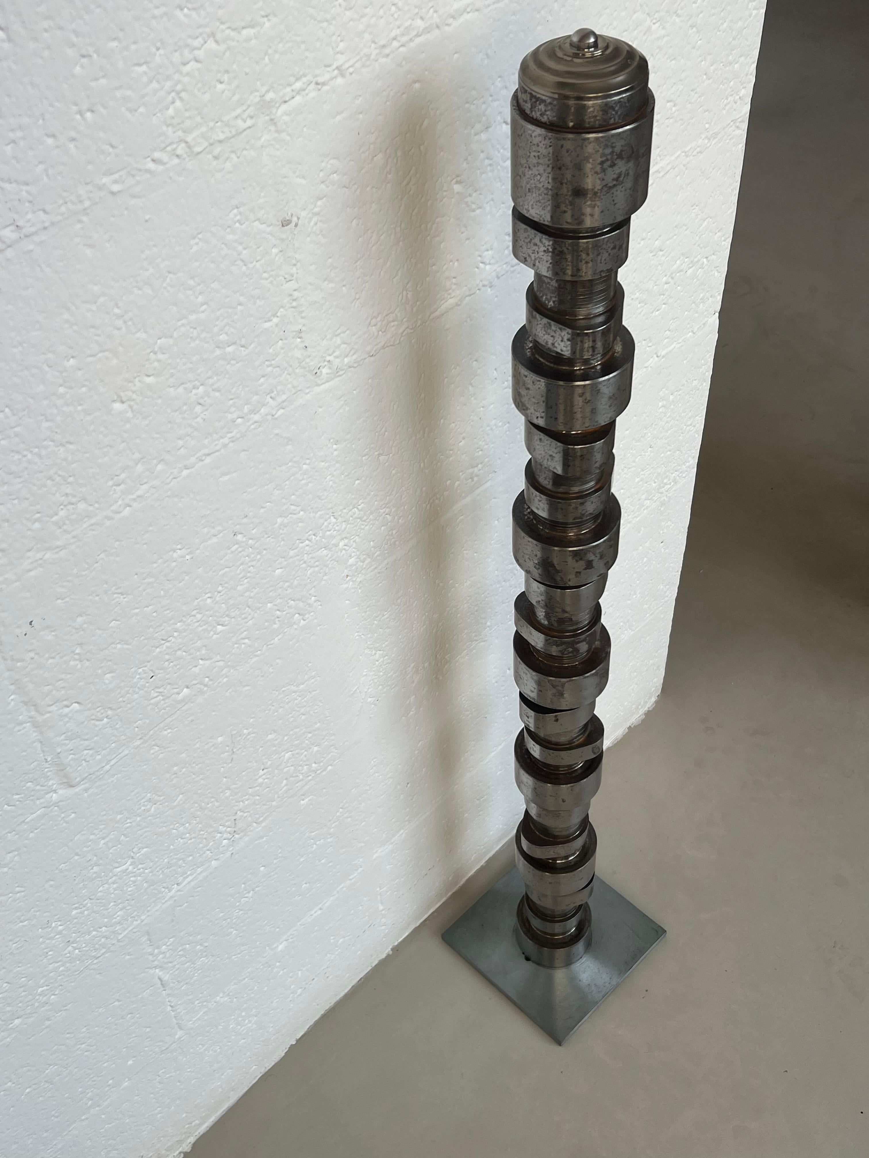 Modern and minimal Metal sculpture, abstract art metal layers by Spinzi Milano For Sale 10
