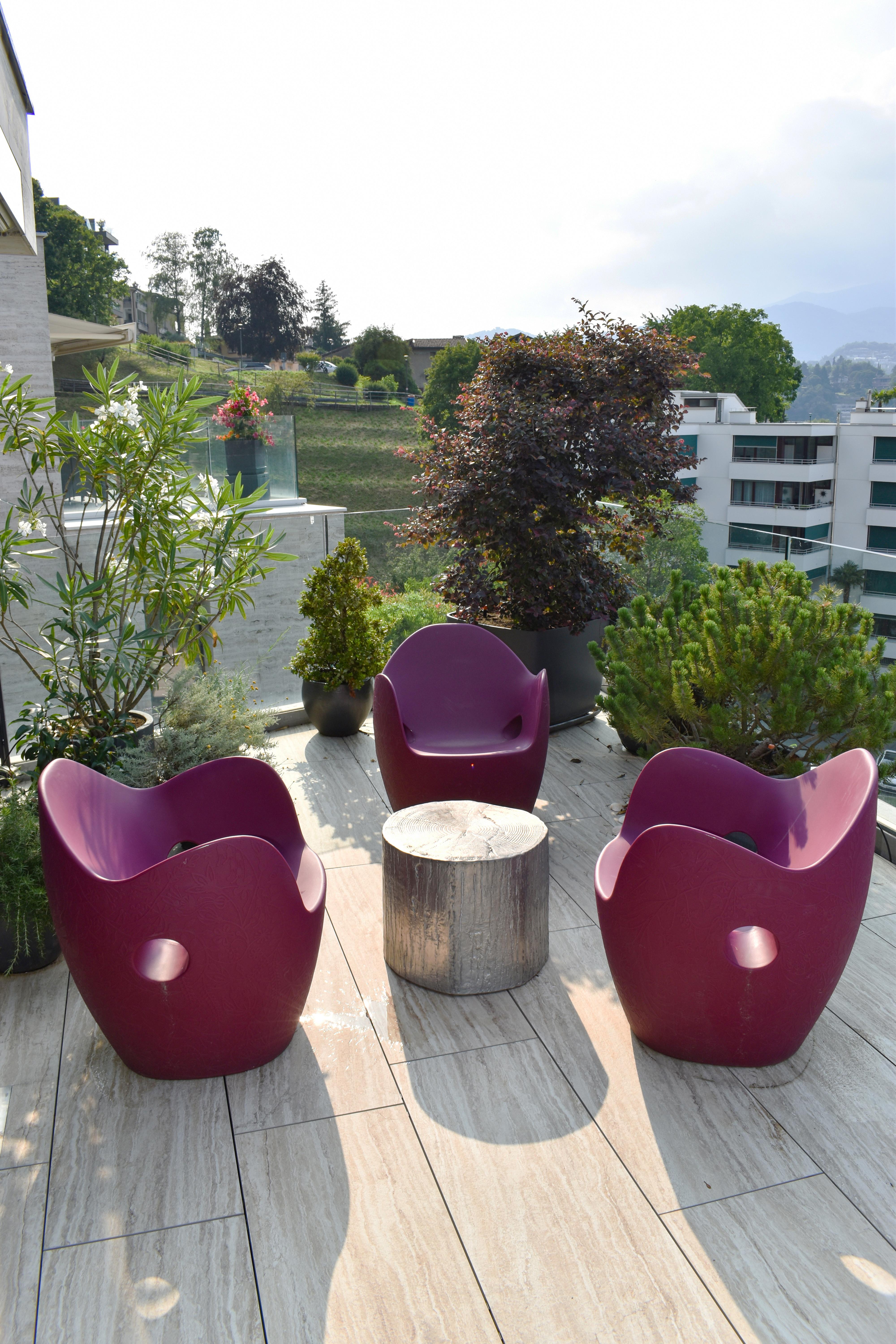 Contemporary Modern Andrea Salvetti Dilmos Round Coffee Table Cast Aluminium Indoor Outdoor  For Sale