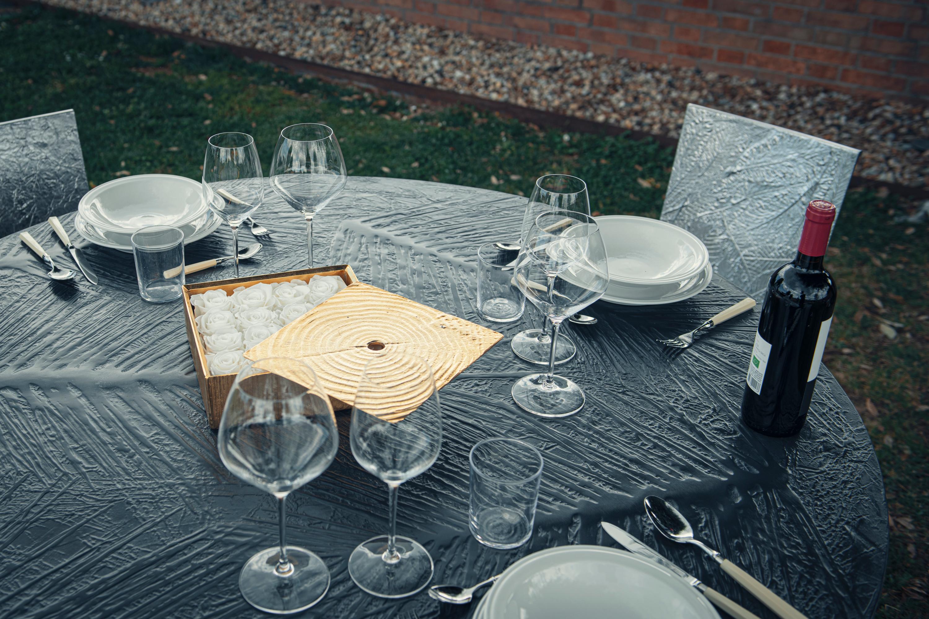 Contemporary Modern Andrea Salvetti Dilmos Round Dining Table Black Aluminium Cast Outdoor For Sale