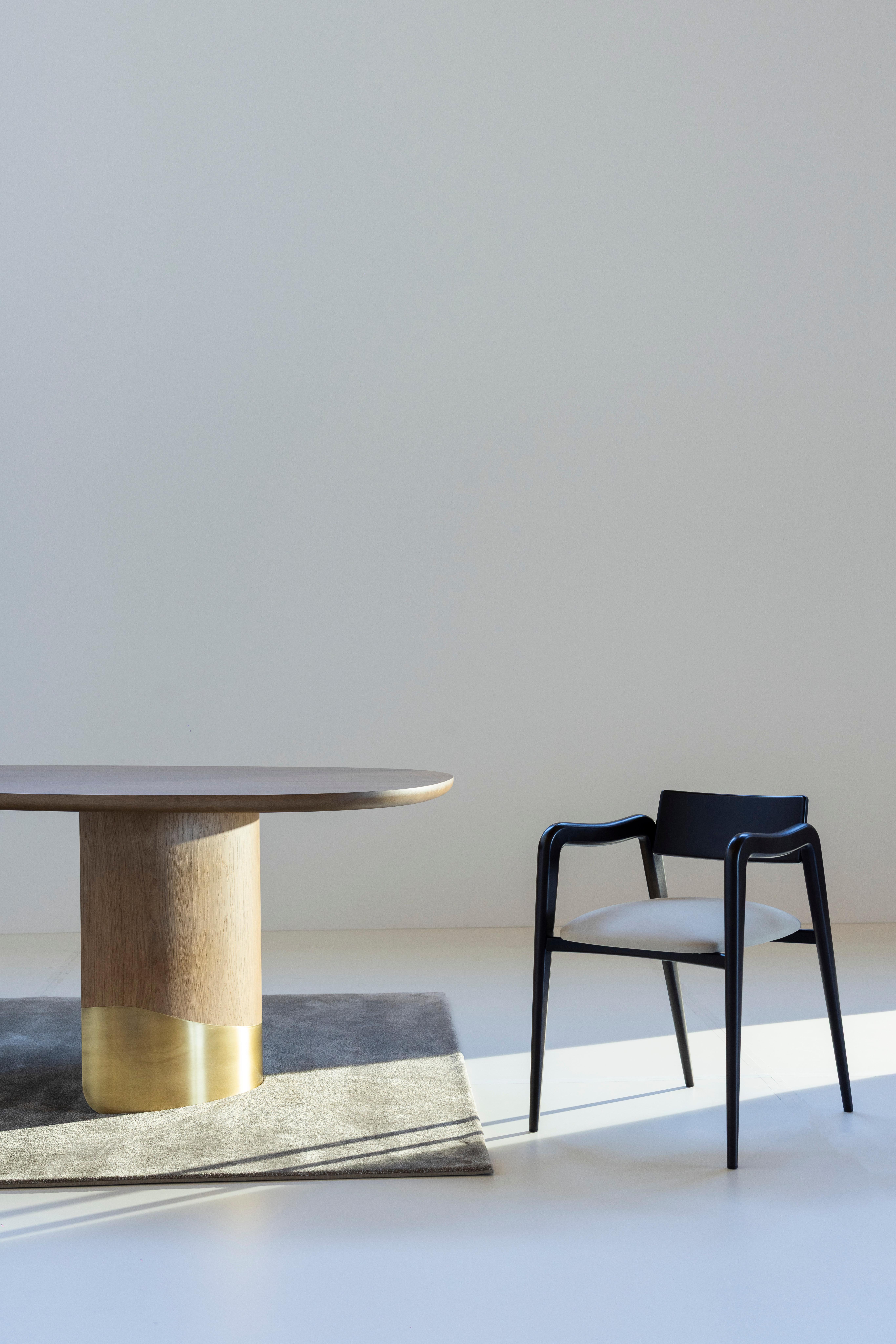 Chaises de salle à manger modernes Anjos, en cuir bourgogne, faites à la main au Portugal par Greenapple en vente 10