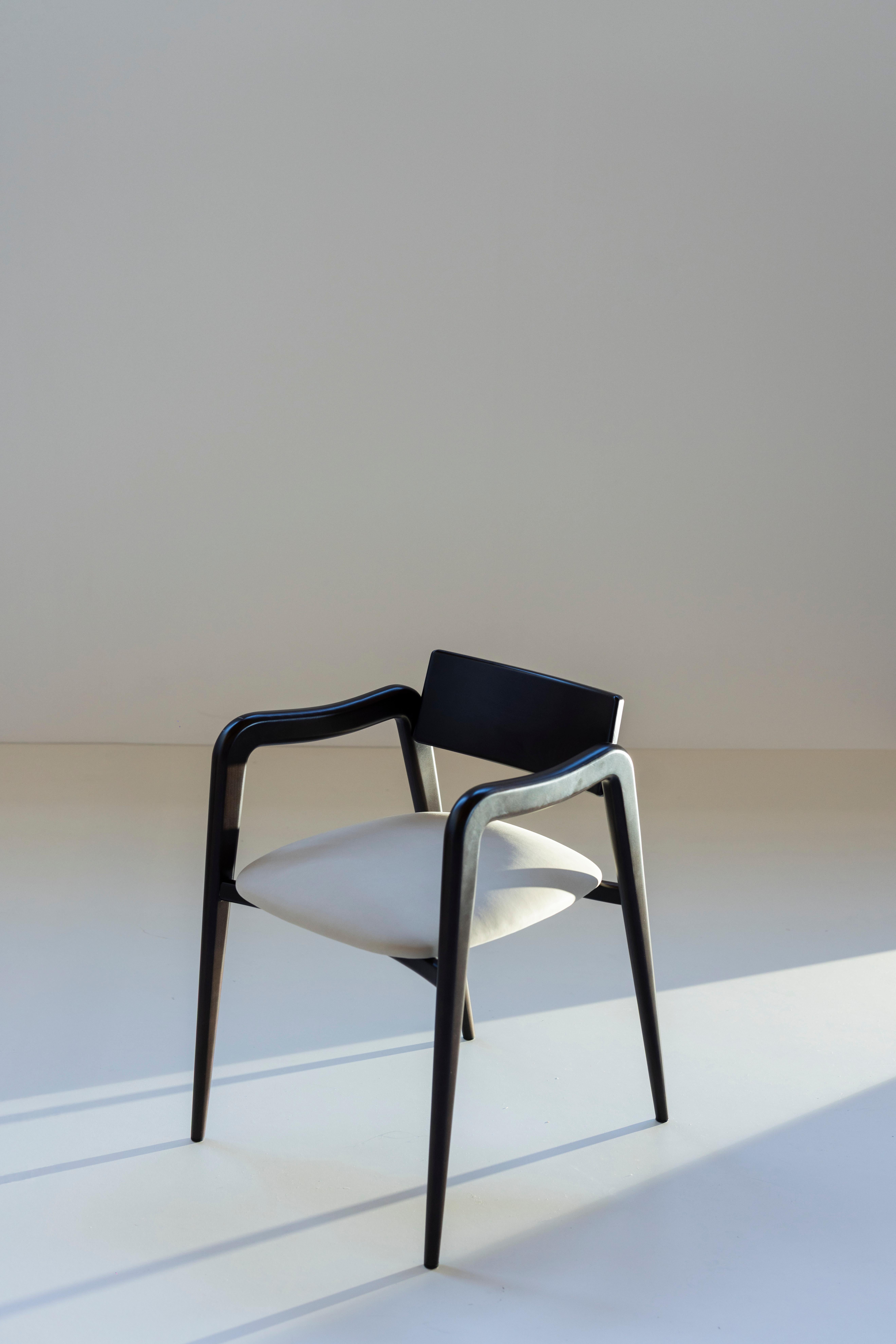 Chaises de salle à manger modernes Anjos Set/4, cuir, Beeche, fait main Portugal Greenapple en vente 3