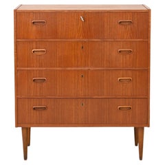 Modern Antique Chest of Drawers with Four Drawers