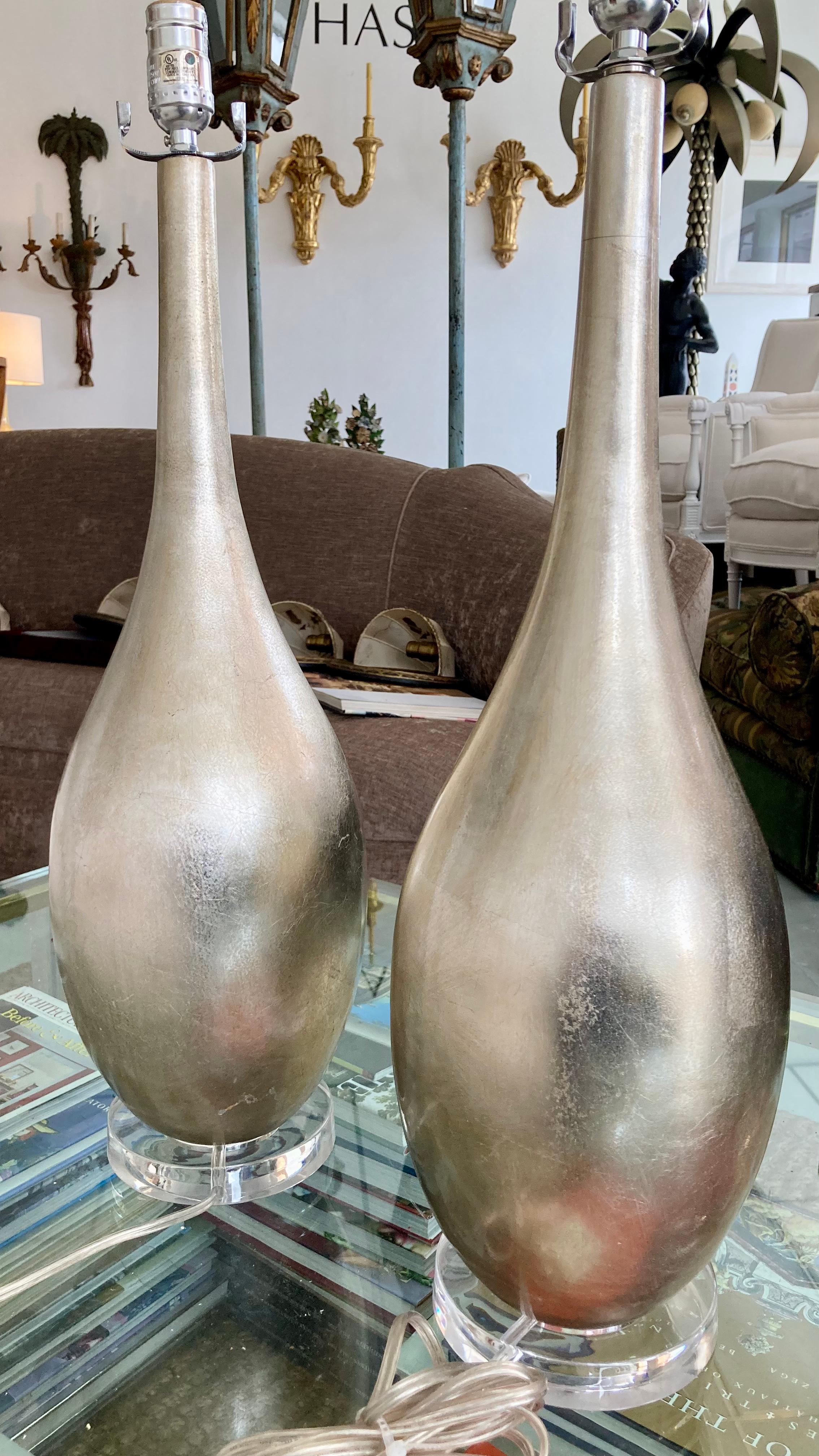 Modern Antique Silver Leaf Table Lamps With Lucite Bases, a Pair In Good Condition For Sale In Los Angeles, CA