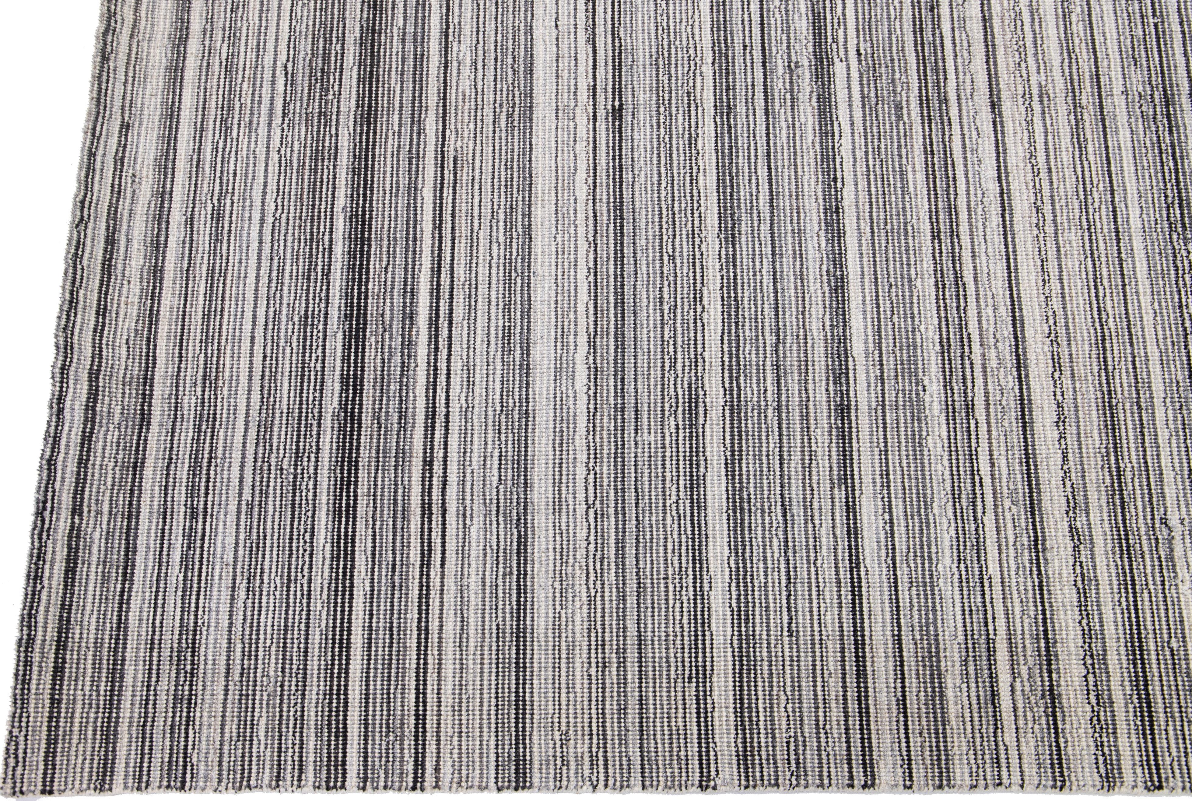 Contemporary Modern Apadana's Groove Handmade Gray Bamboo/Silk Rug with Stripe Motif For Sale