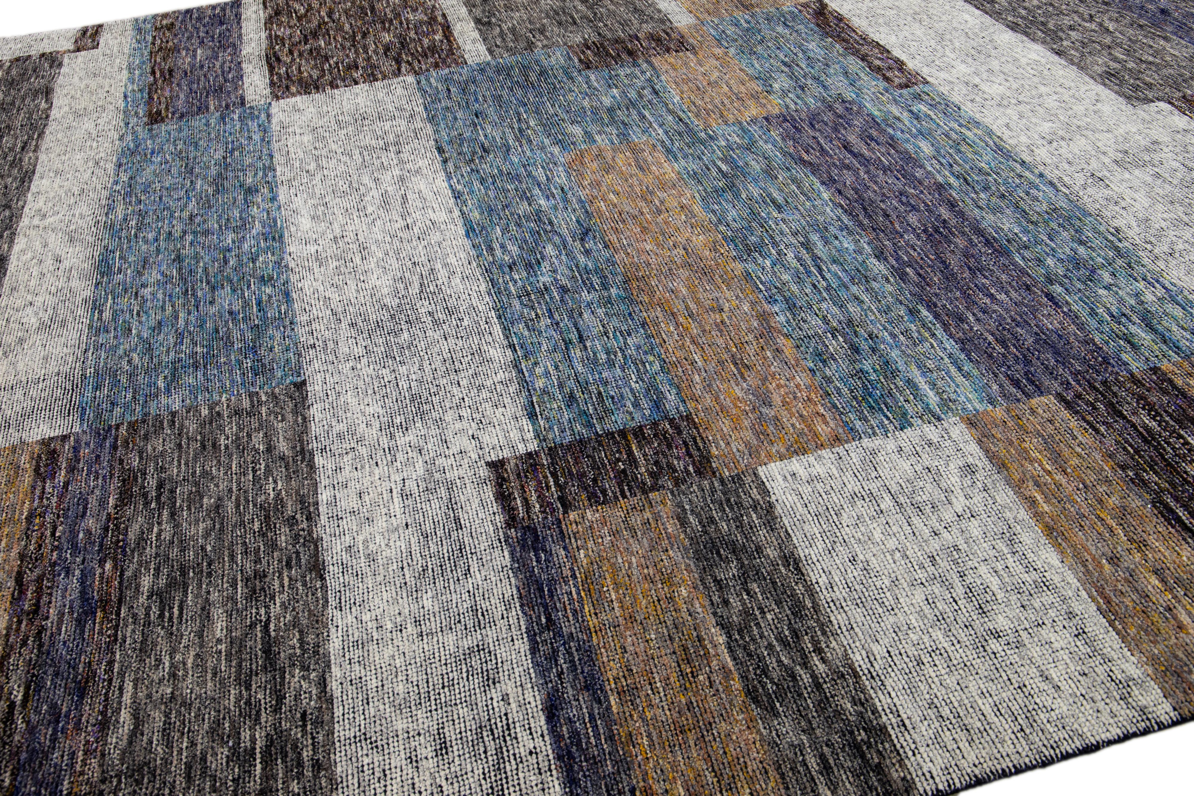 Modern Apadana's Safi Collection Handmade Abstract Earthy Tone Designed Wool Rug In New Condition For Sale In Norwalk, CT