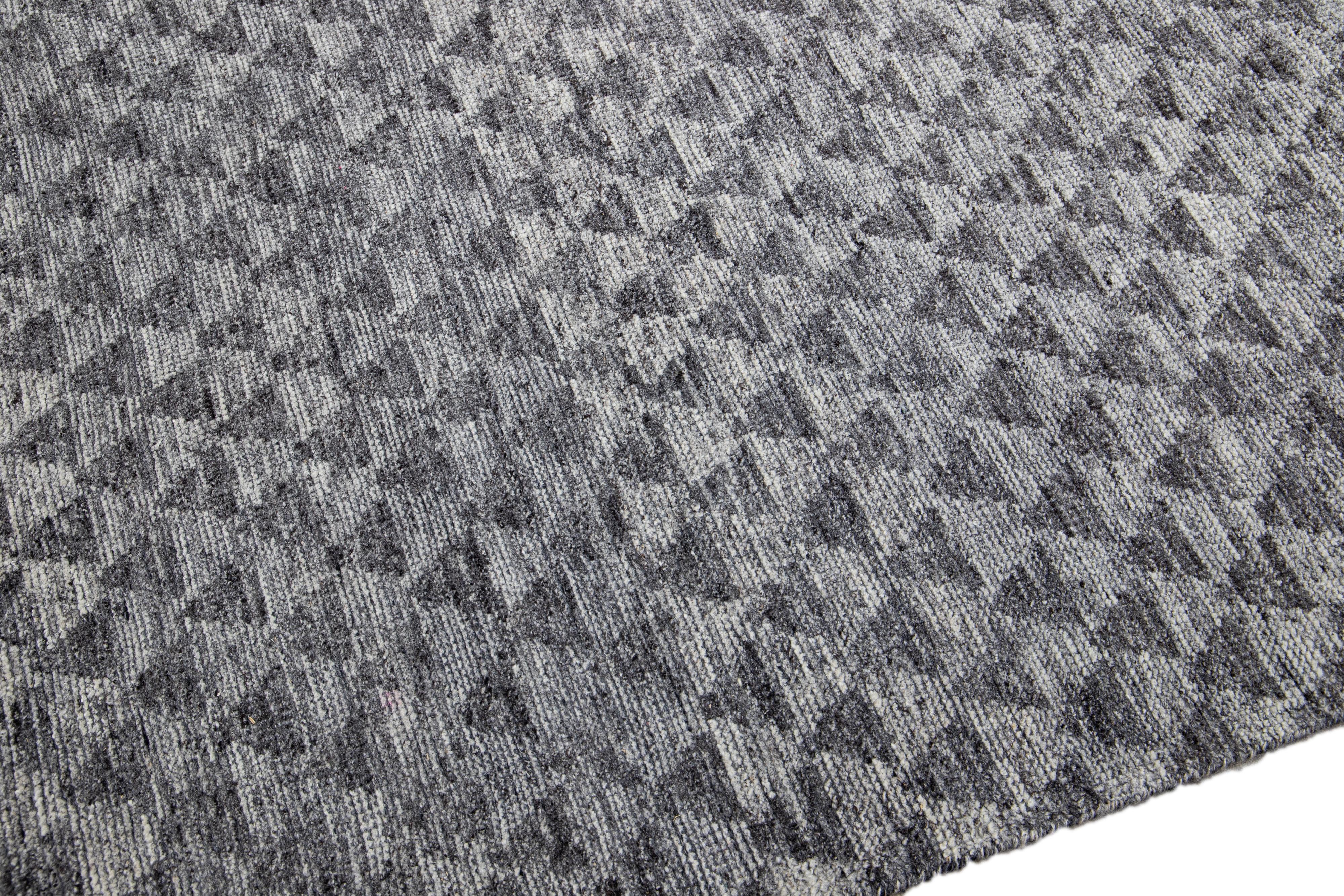 Modern Apadana's Safi Collection Handmade Allover Designed Gray Wool Rug For Sale 1