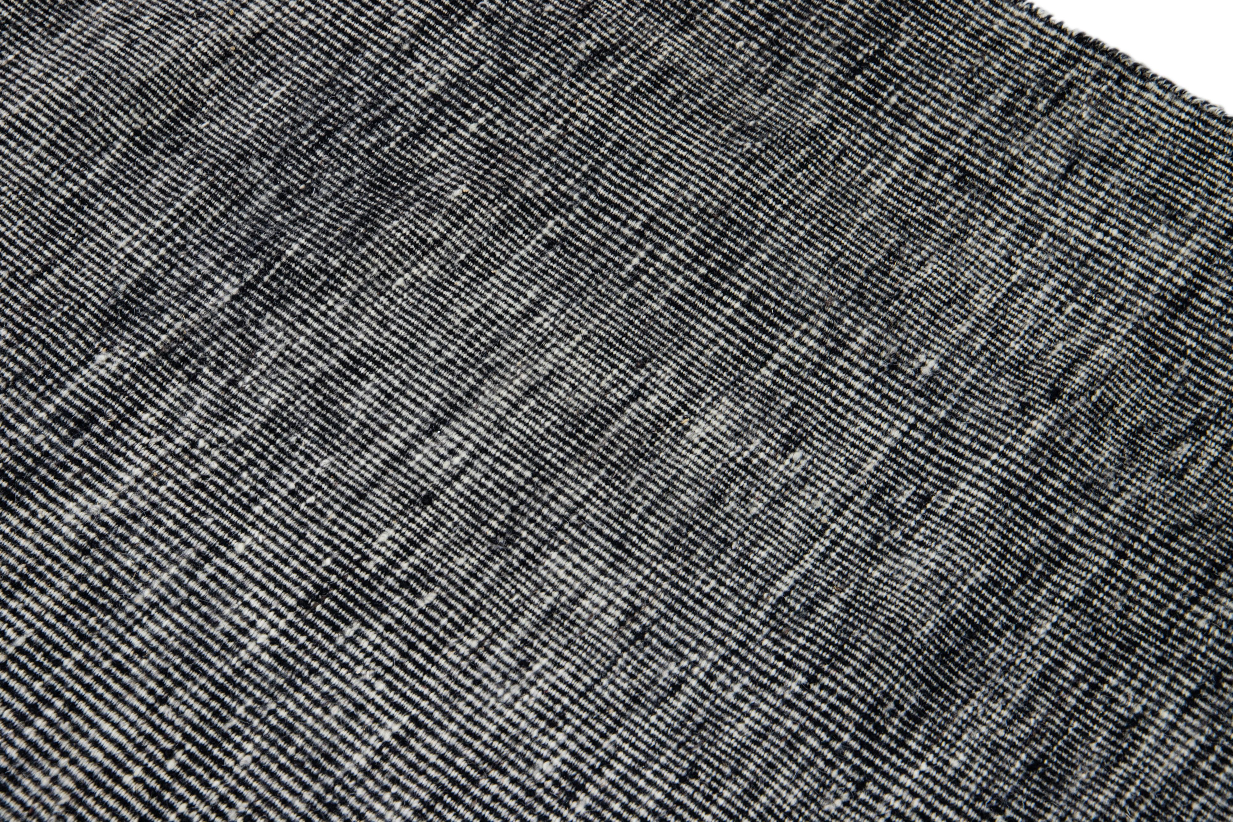 Modern Apadana's Safi Collection Handmade Gray Designed Wool Rug For Sale 3
