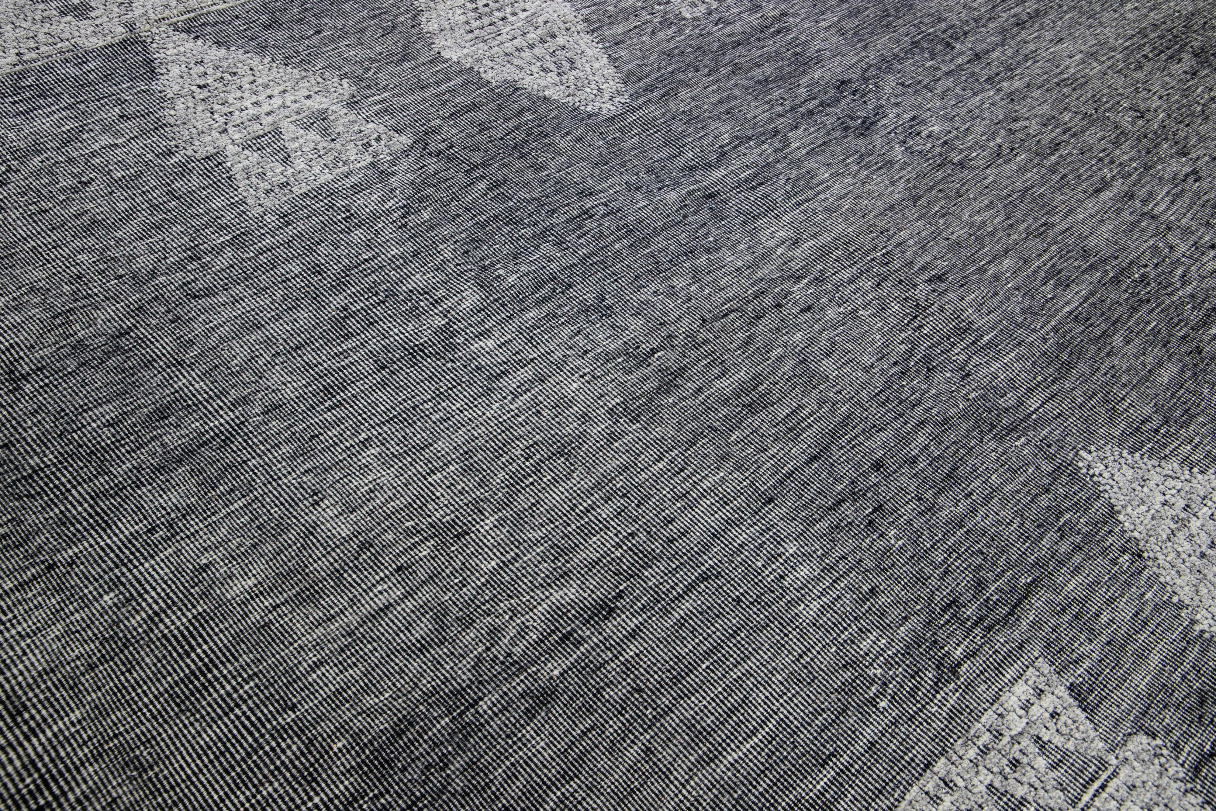 Contemporary Modern Apadana's Safi Collection Handmade Gray Designed Wool Rug For Sale