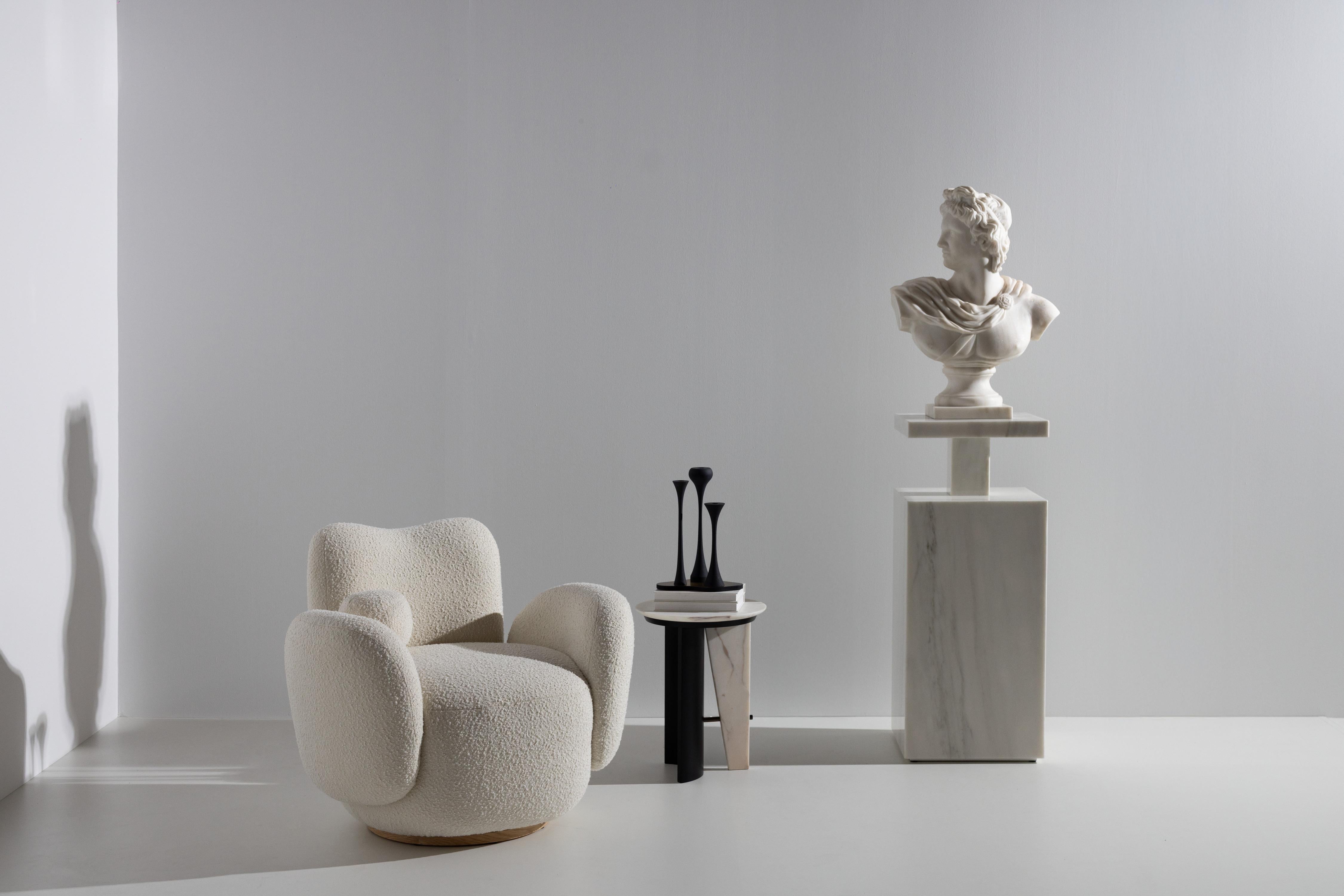 Modern Apolo Bust Sculpture Piece Calacatta Marble, Handmade Portugal Greenapple For Sale 3