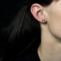 Orecchini moderni con acquamarina in oro giallo 18 carati