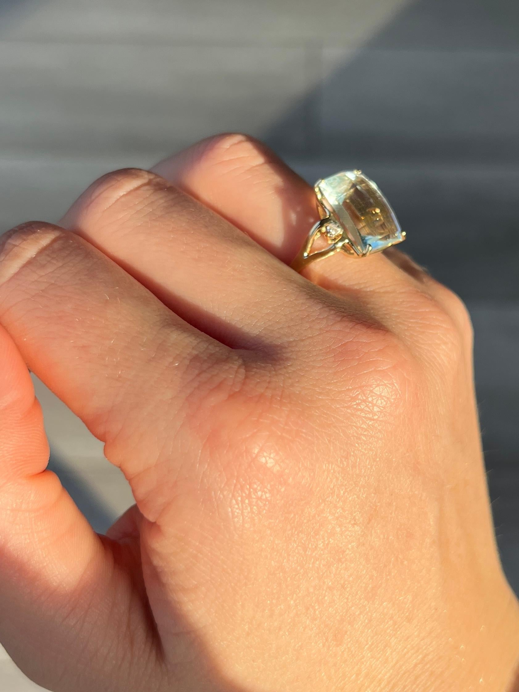 Moderner Ring mit Aquamarin und Diamant aus 14 Karat Gold mit drei Steinen im Angebot 1