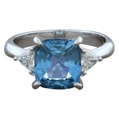 Modern Aquamarine Diamond Platinum Ring