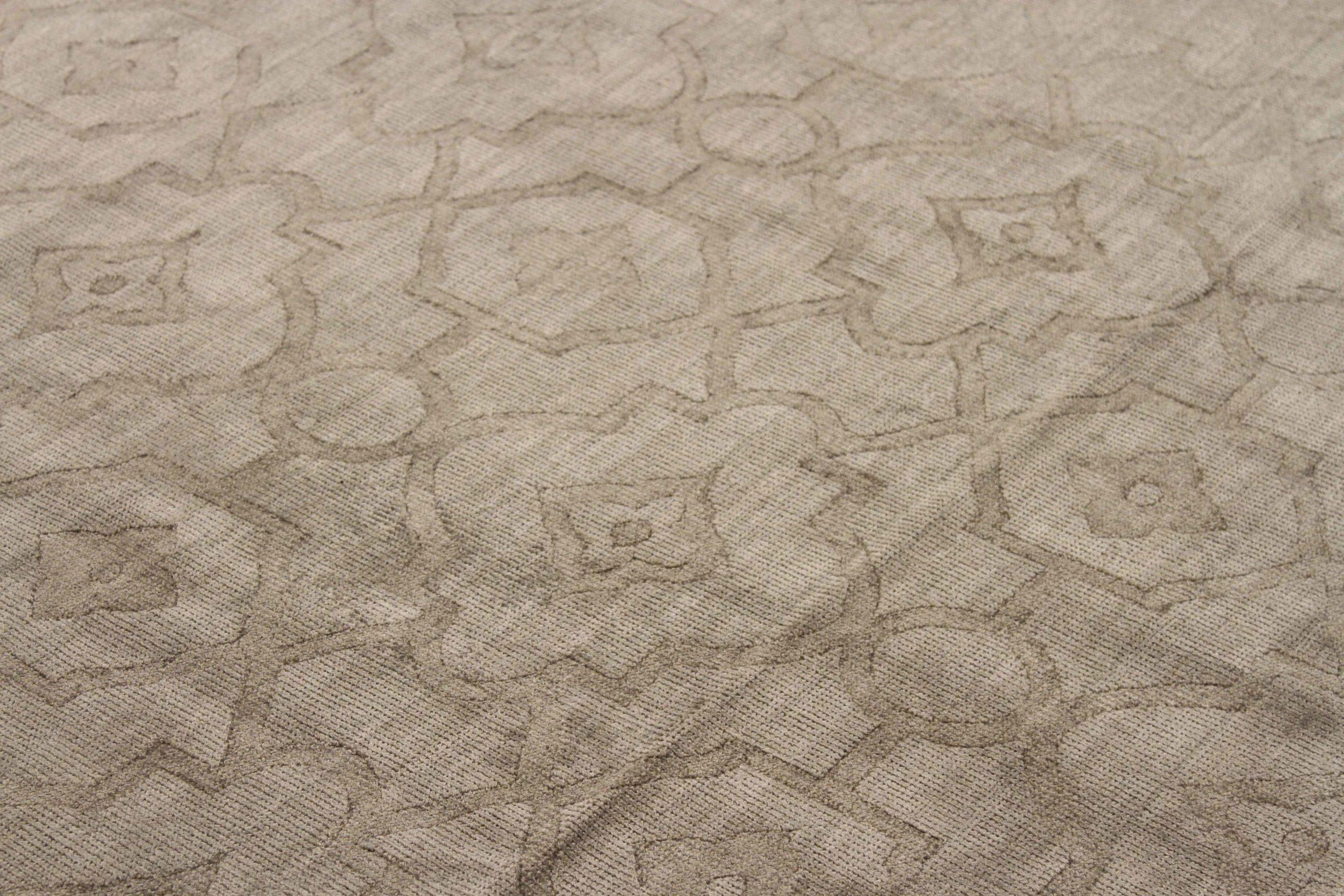 Modern Area Rugs Circa 1990 - 66070 (Unbekannt) im Angebot