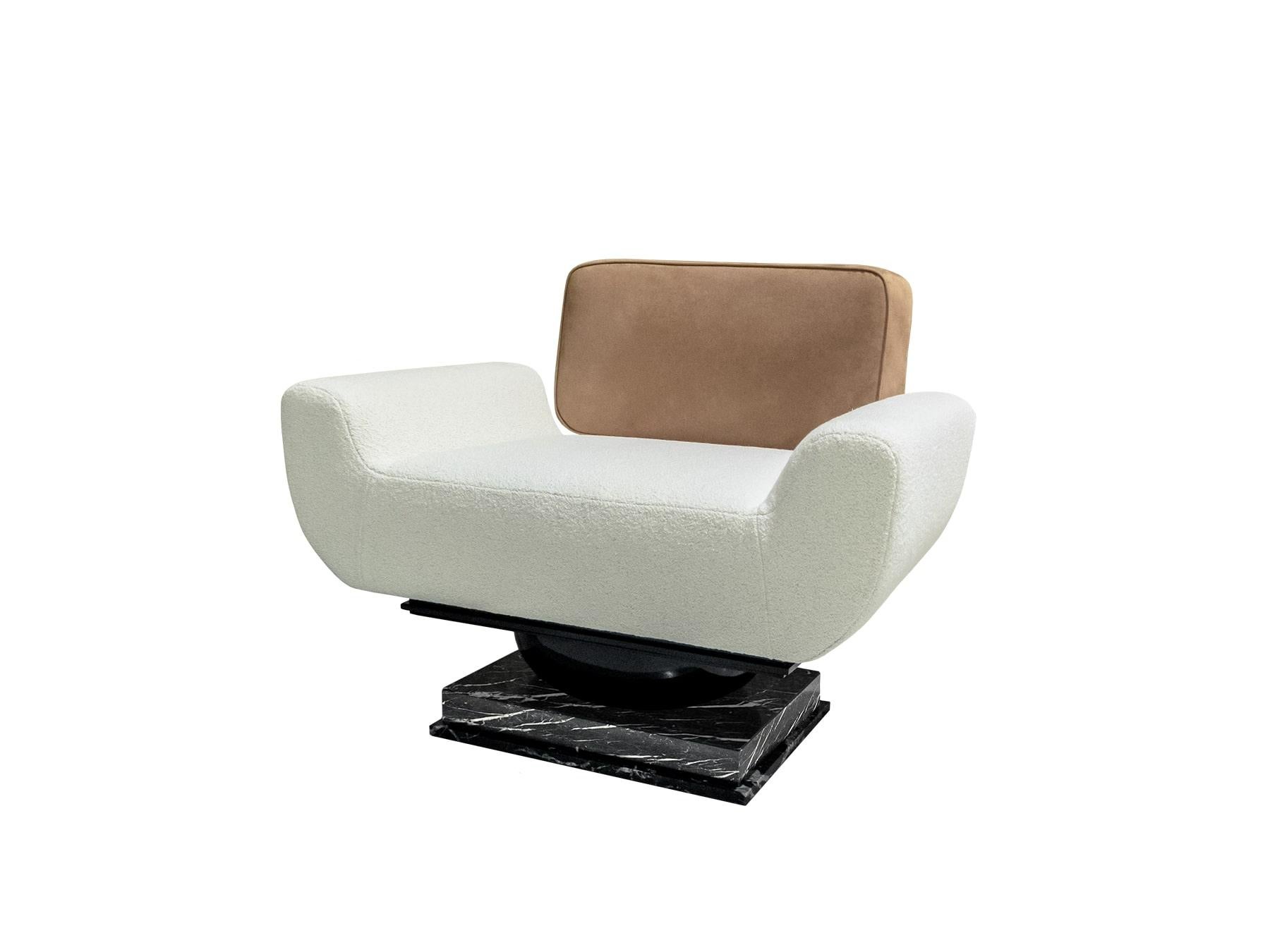 Moderner Sessel aus Bouclé, Leder gepolstert & Nero Marquina Marmor Alice Sessel
Der Sessel Alice ist ein luxuriöser Sessel, der aus erlesenen Materialien besteht. Dieser eklektische Sessel eignet sich perfekt für ein zeitgenössisches