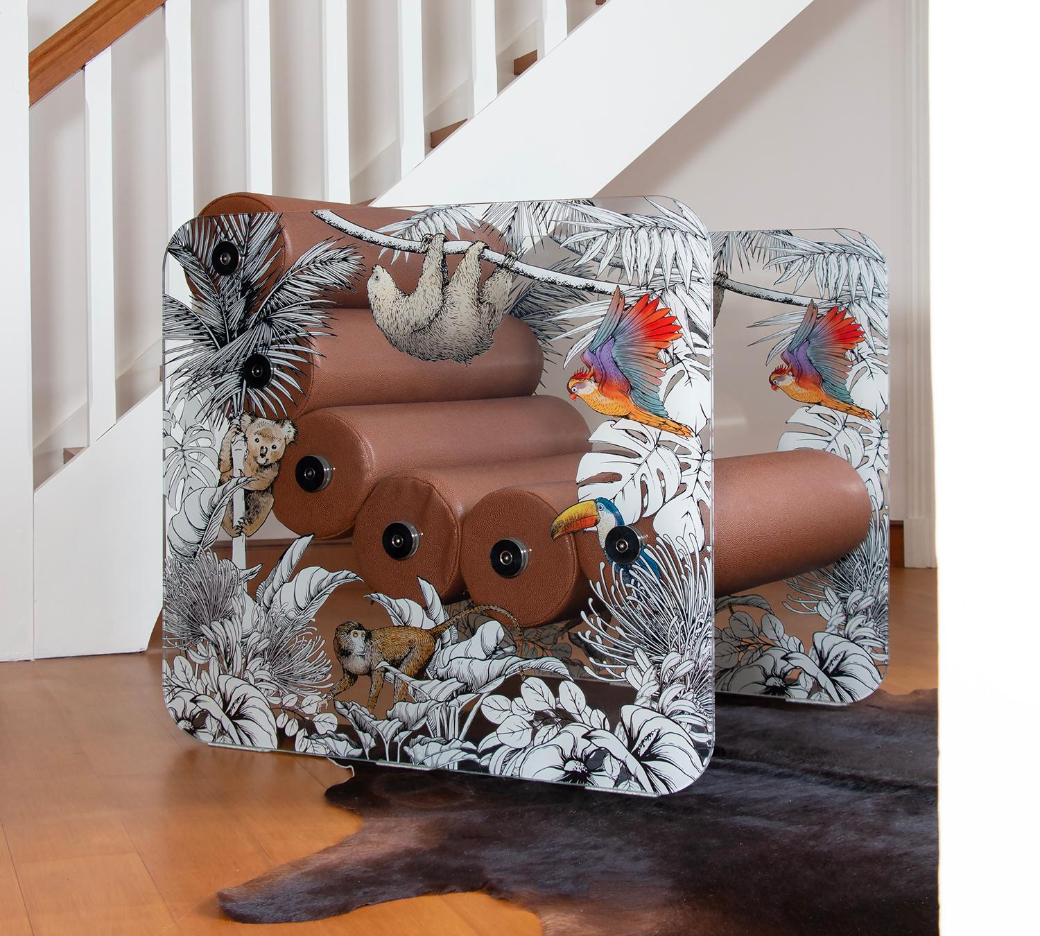 Design & Aesthetic : 
The MW02 “Jungle” armchair is a striking special-edition piece designed by multi-award-winning French designer Olivier Santini. This edition features a unique artistic Jungle drawing encapsulated between two laminated glass