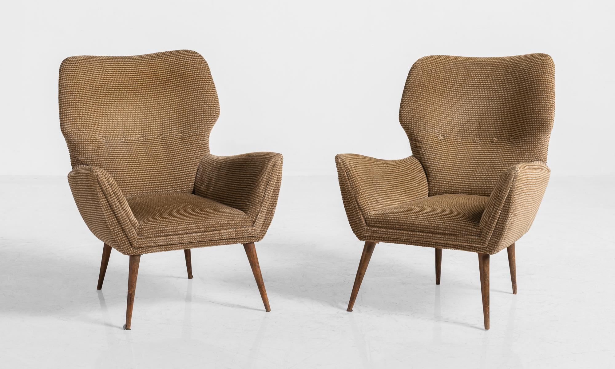 Modern armchairs, Italy, circa 1950

Elegant form with original contrasting two-tone upholstery.