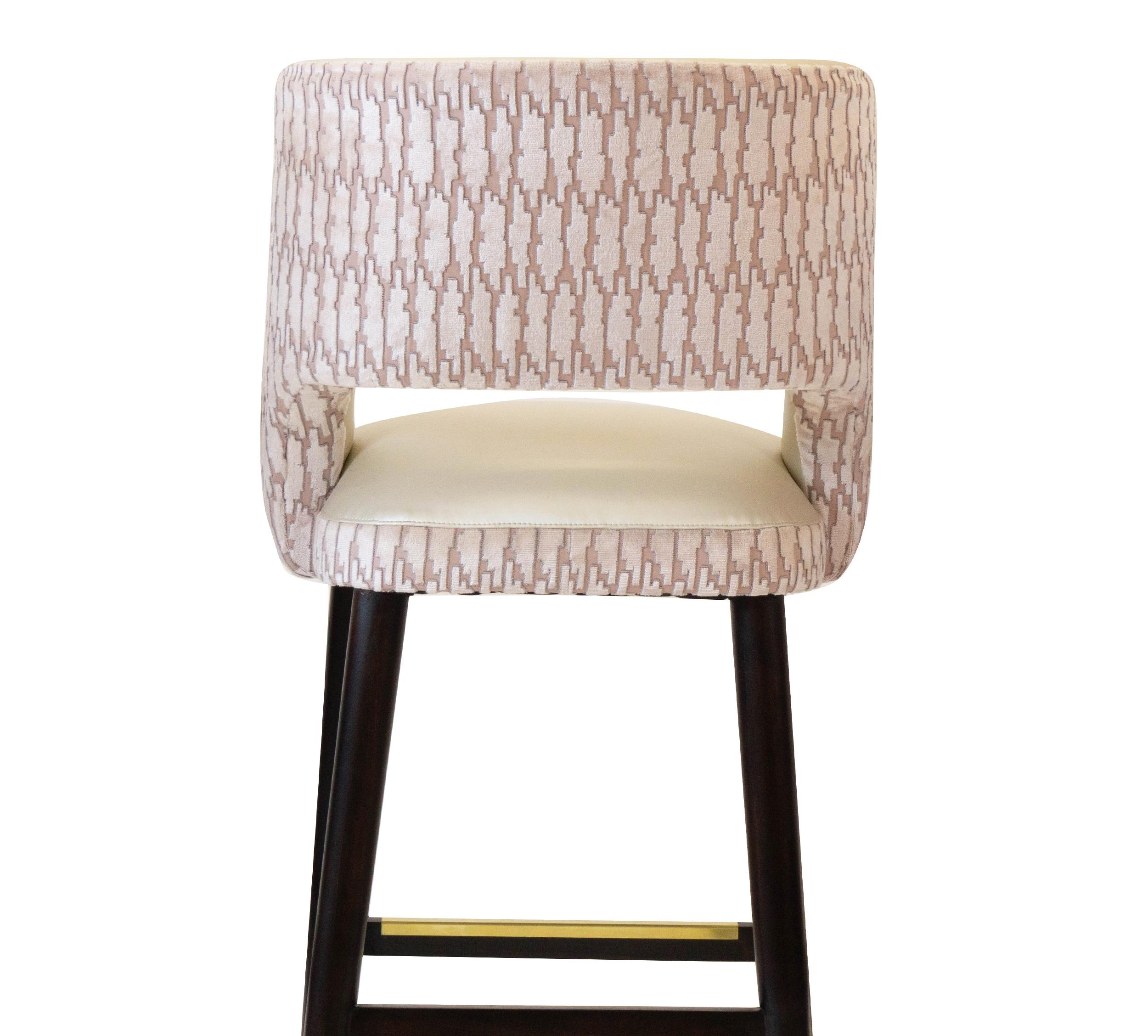 American Modern Armless Bar or Counter Stool with Relaxed Backrest For Sale