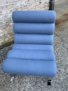 Modern Armless Lounge Chair