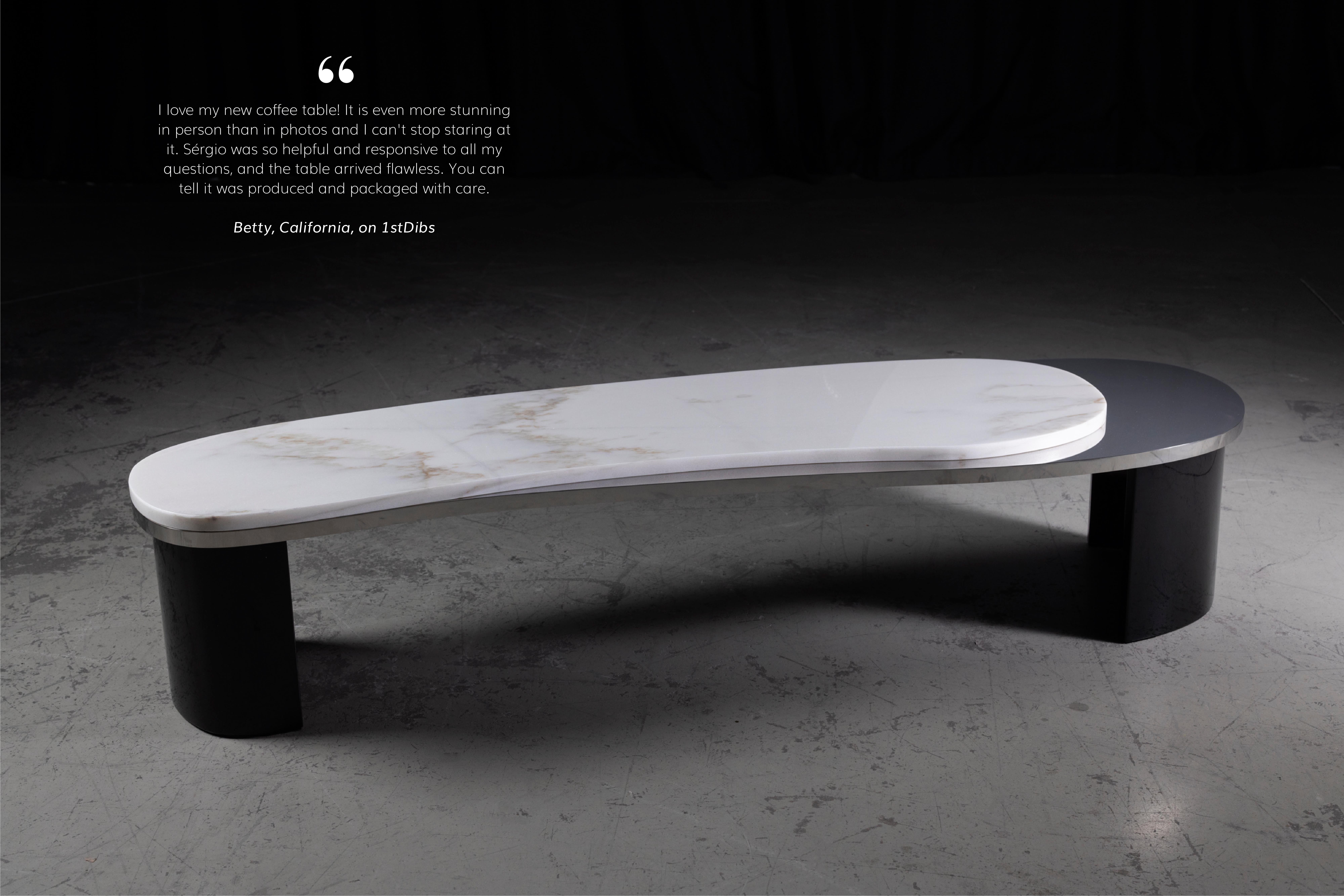 Armona Couchtisch, Collection'S Contemporary, handgefertigt in Portugal - Europa von Greenapple.

Der moderne Couchtisch Armona wurde von Rute Martins für die Contemporary Collection entworfen und ist eine Hommage an die natürliche Schönheit und die