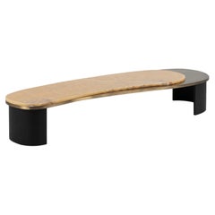 Mesa de centro moderna Armona, latón ónix, hecha a mano en Portugal por Greenapple