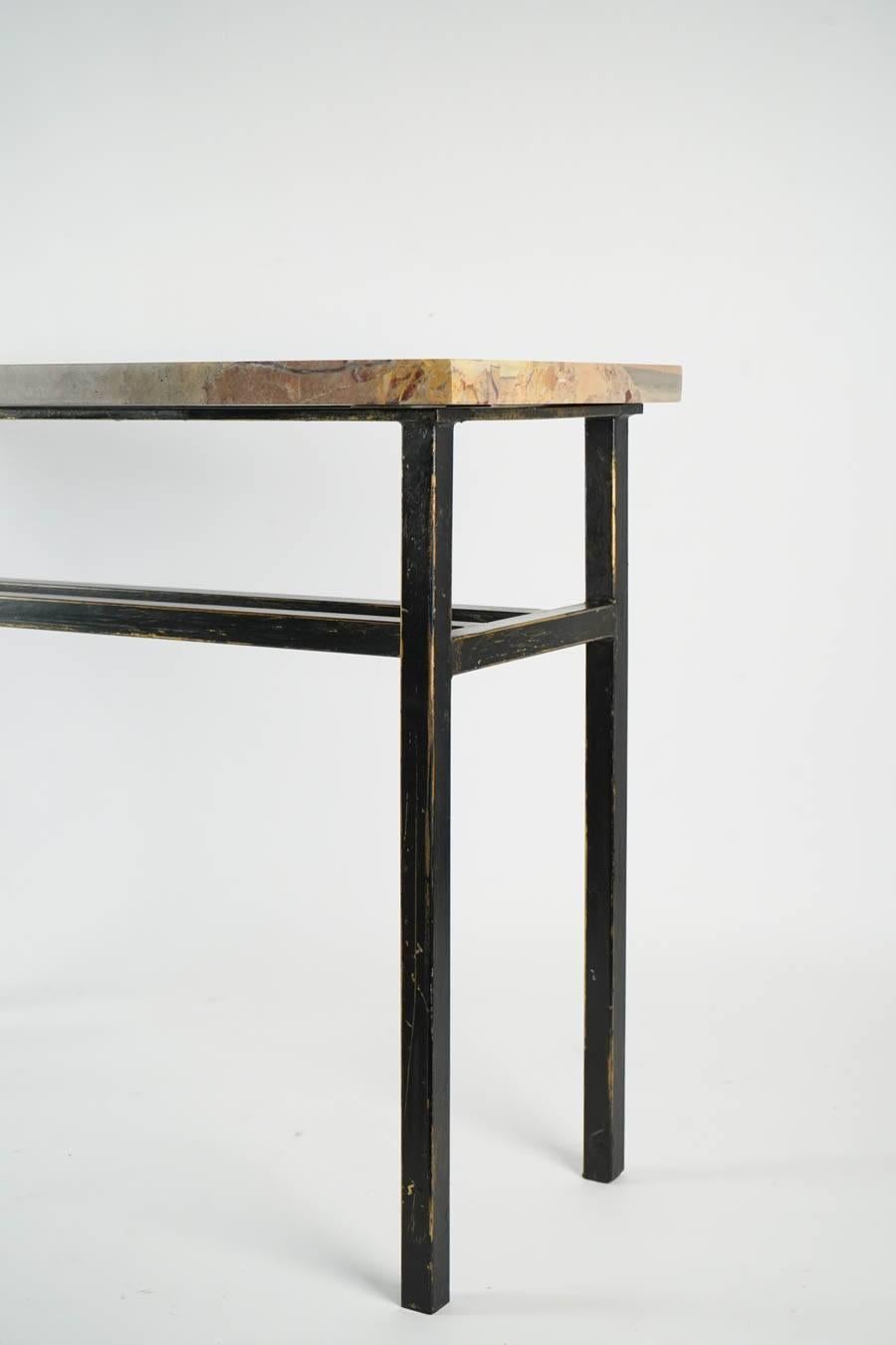 Français Console d'art moderne, acier peint et marbre en vente