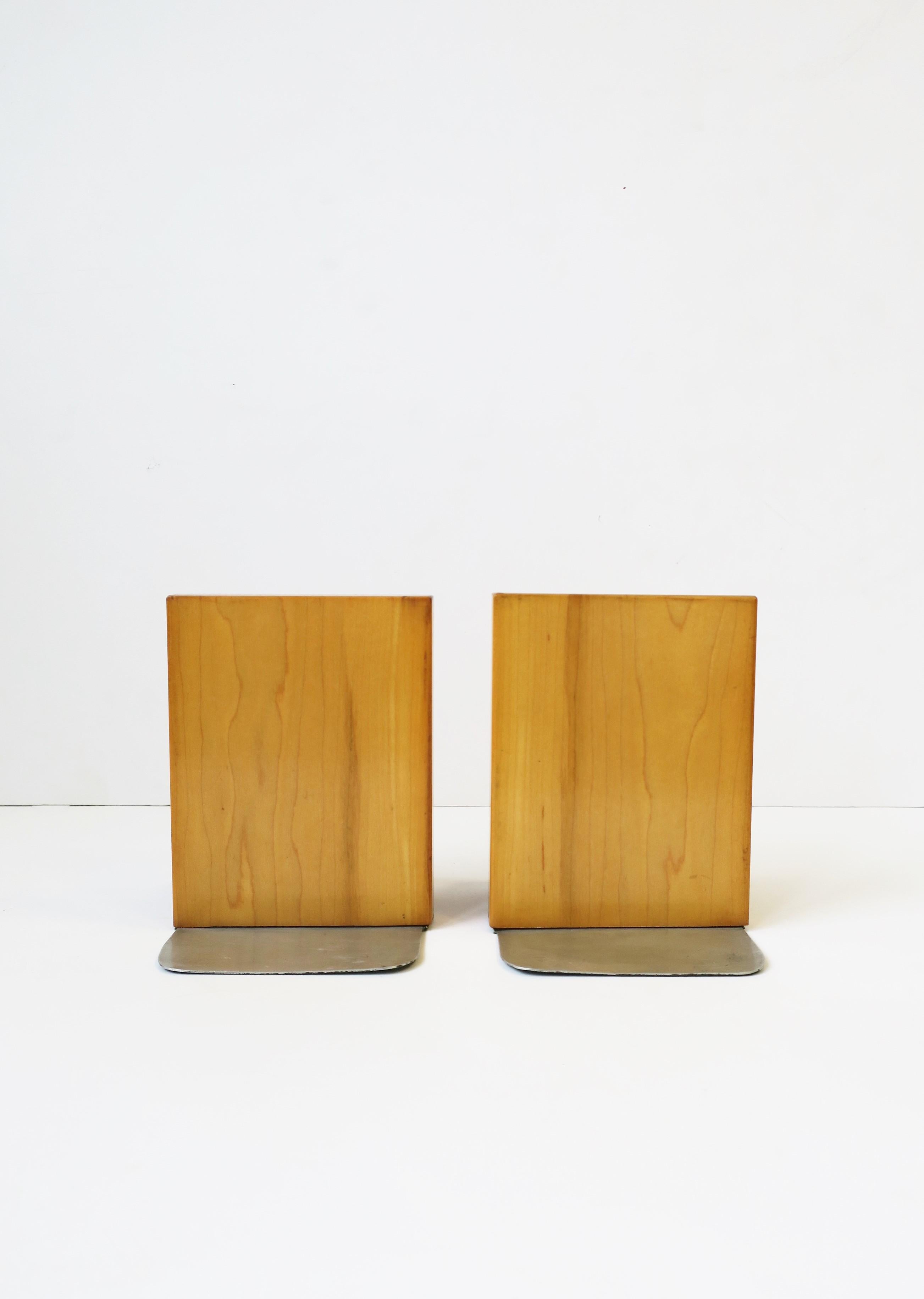 Art Deco Modern Bookends, Pair For Sale 10