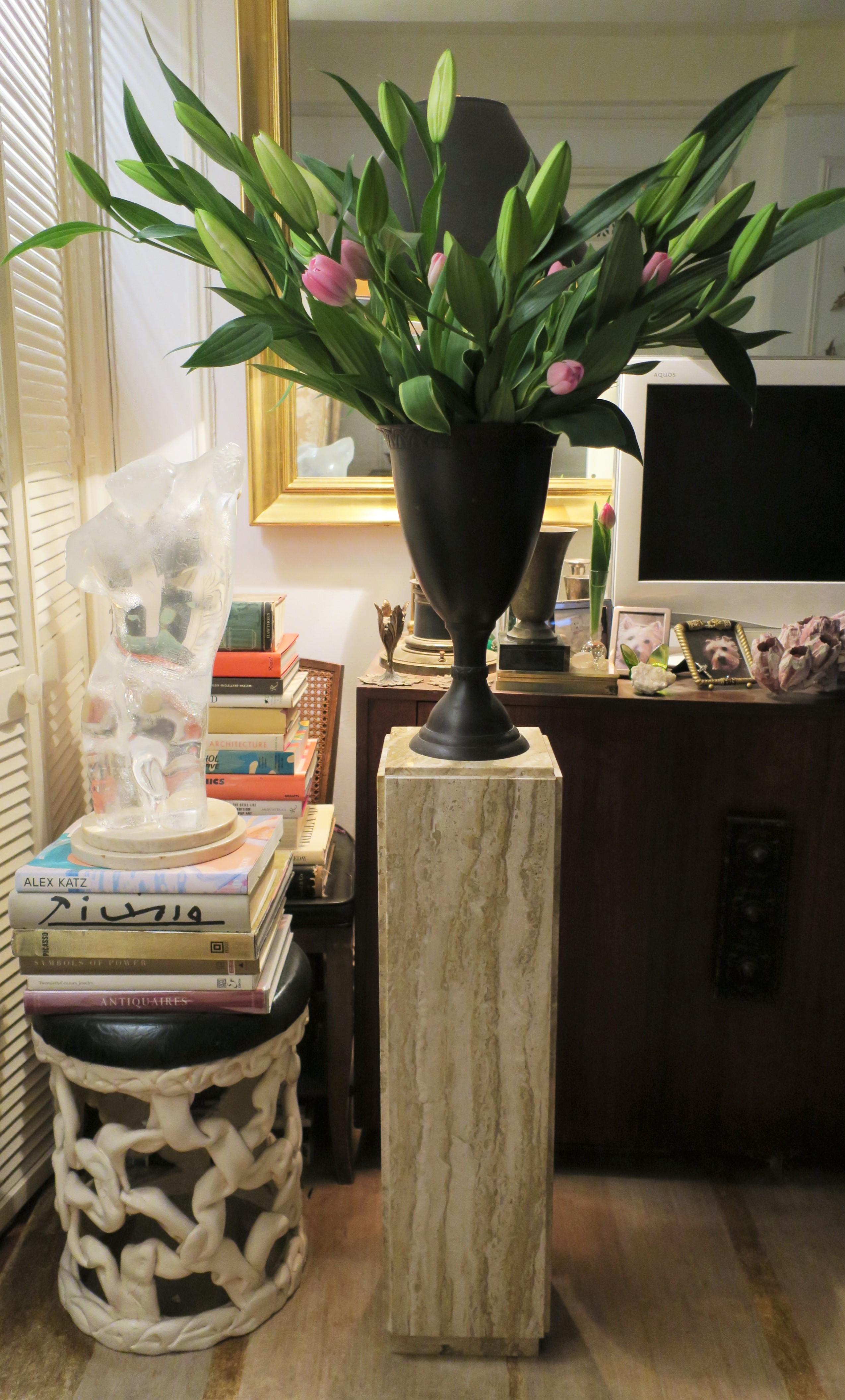 Modern Art Deco Bronze Urn Vase For Sale at 1stDibs | modern bronze ...