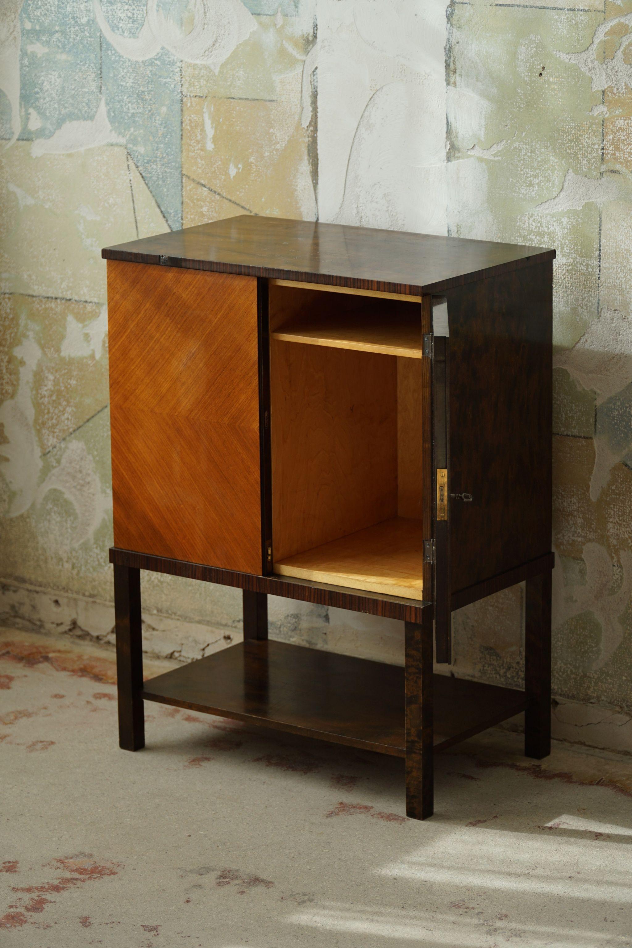 Modern Art Deco Cabinet in Flamed Birch & Teak, Swedish Cabinetmaker, 1930s 1